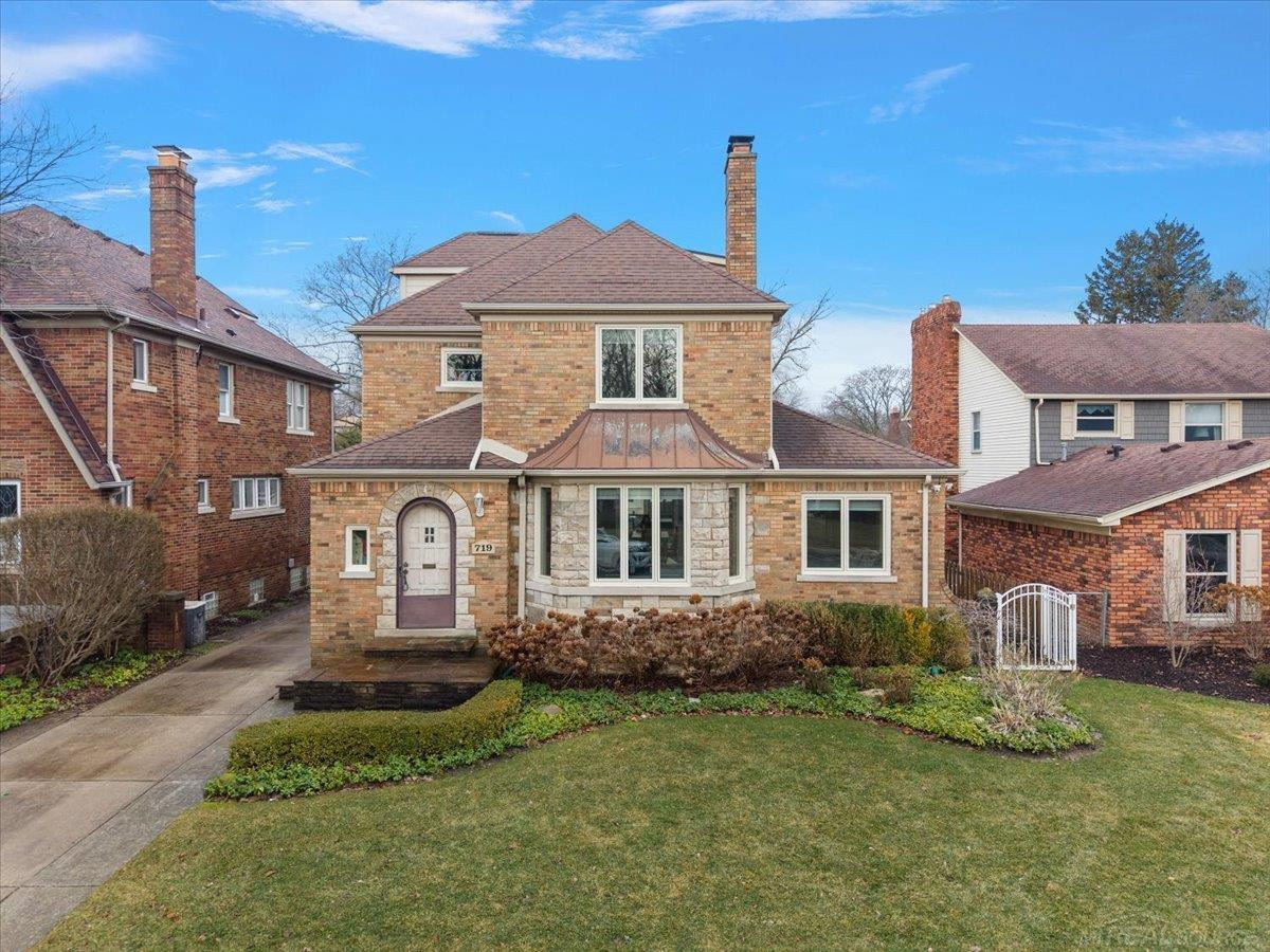 719 Fisher Road, Grosse Pointe, MI 48230 — Photo 2