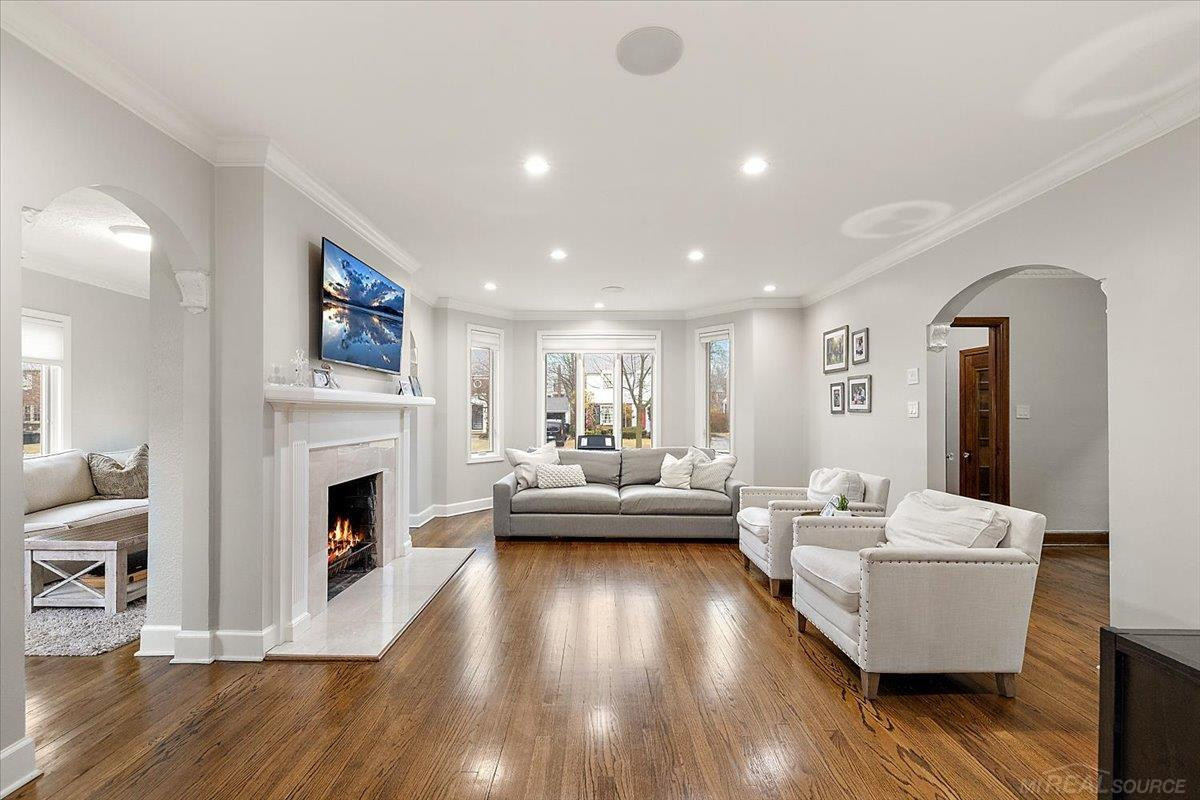 719 Fisher Road, Grosse Pointe, MI 48230 — Photo 12