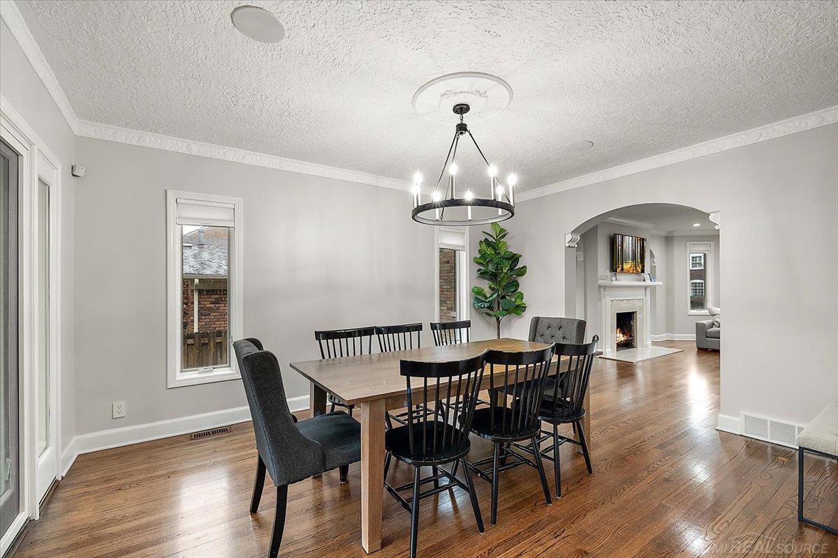 719 Fisher Road, Grosse Pointe, MI 48230 — Photo 13