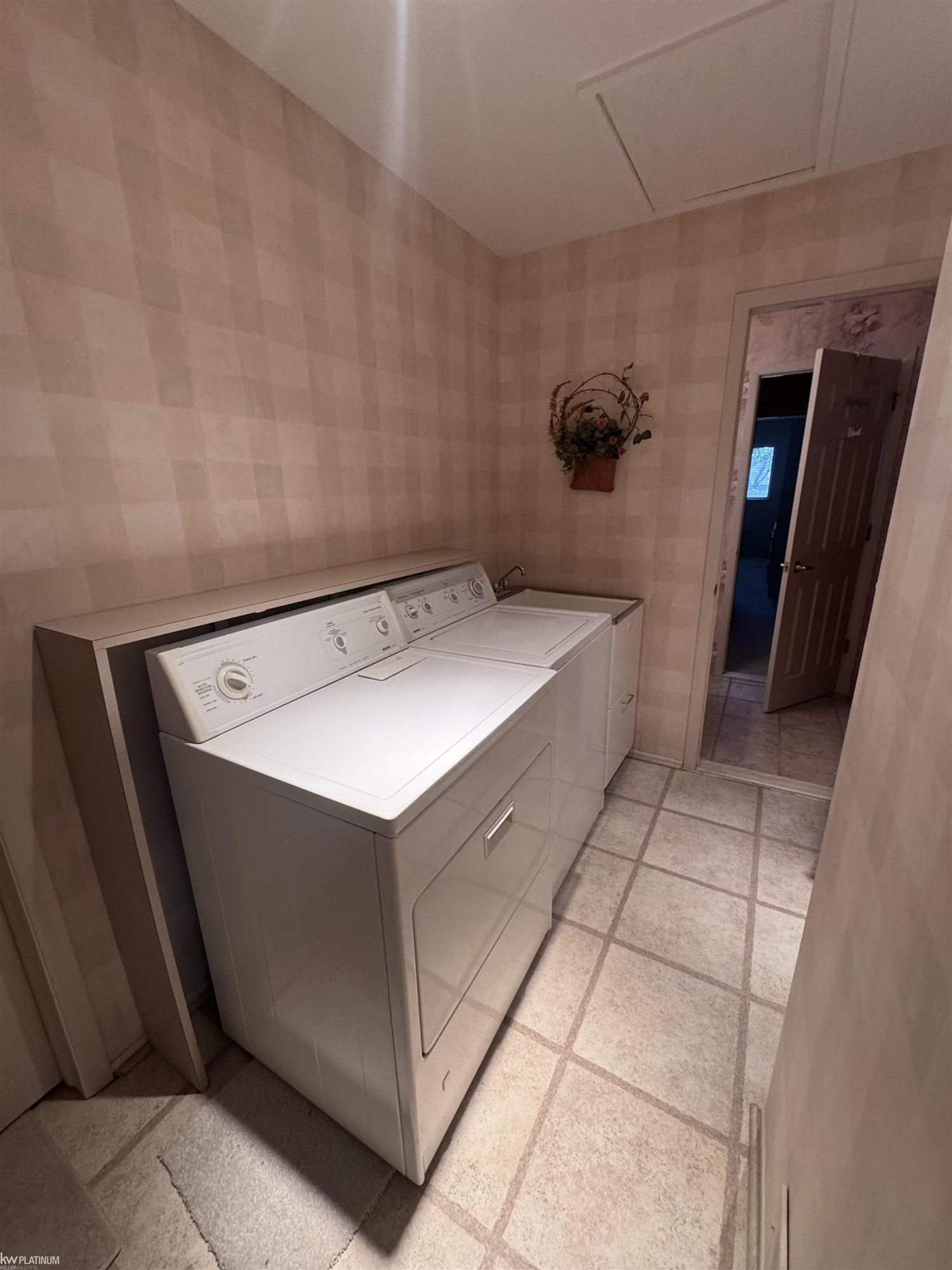 38562 Moravian Drive, Unit #3 BLDG #1, Clinton Twp, MI 48036 — Photo 18