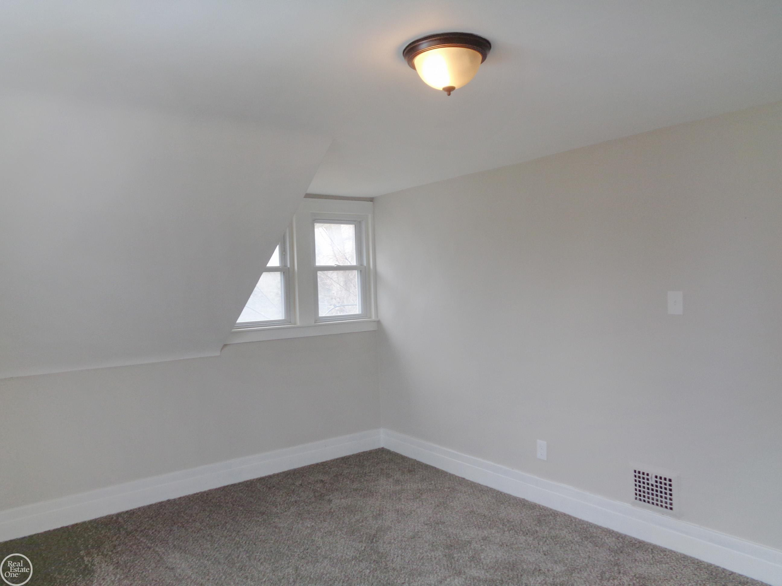 40 Riverside Drive, Mount Clemens, MI 48043 — Photo 21