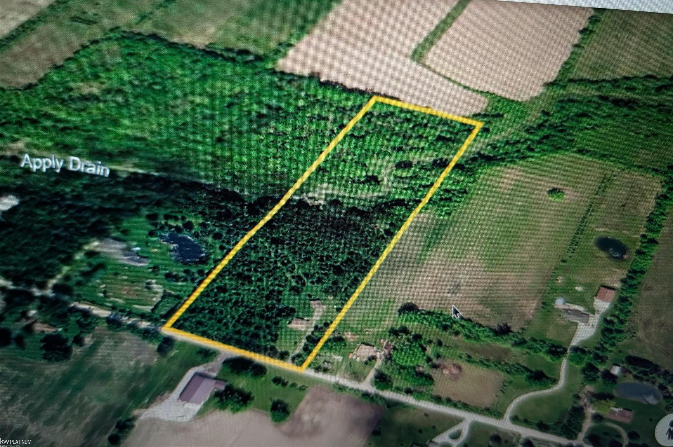 9072 Green Road, Wales, MI — Photo 3
