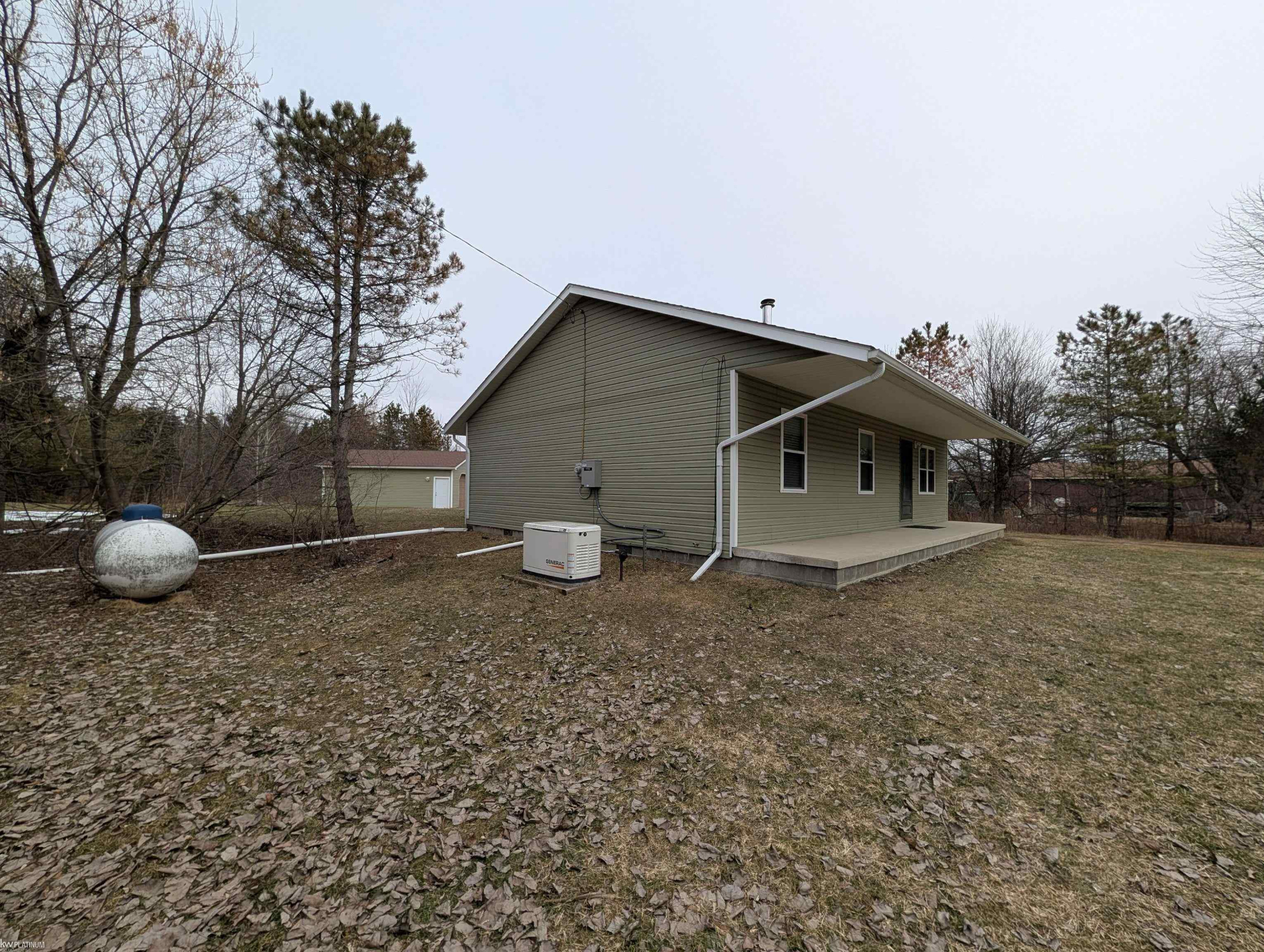 9072 Green Road, Wales, MI — Photo 5