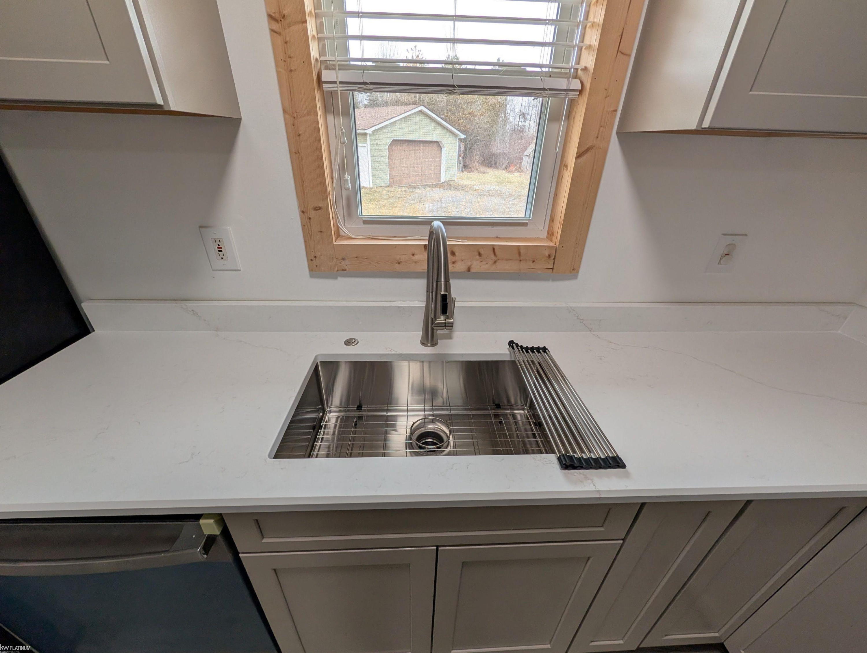 9072 Green Road, Wales, MI — Photo 15