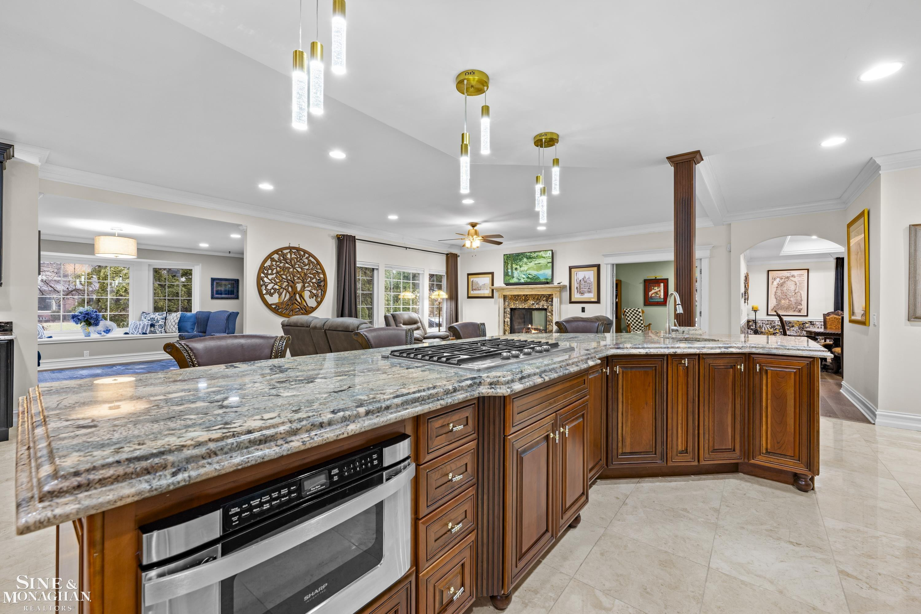 680 Pear Tree Lane, Grosse Pointe Woods, MI 48236 — Photo 12
