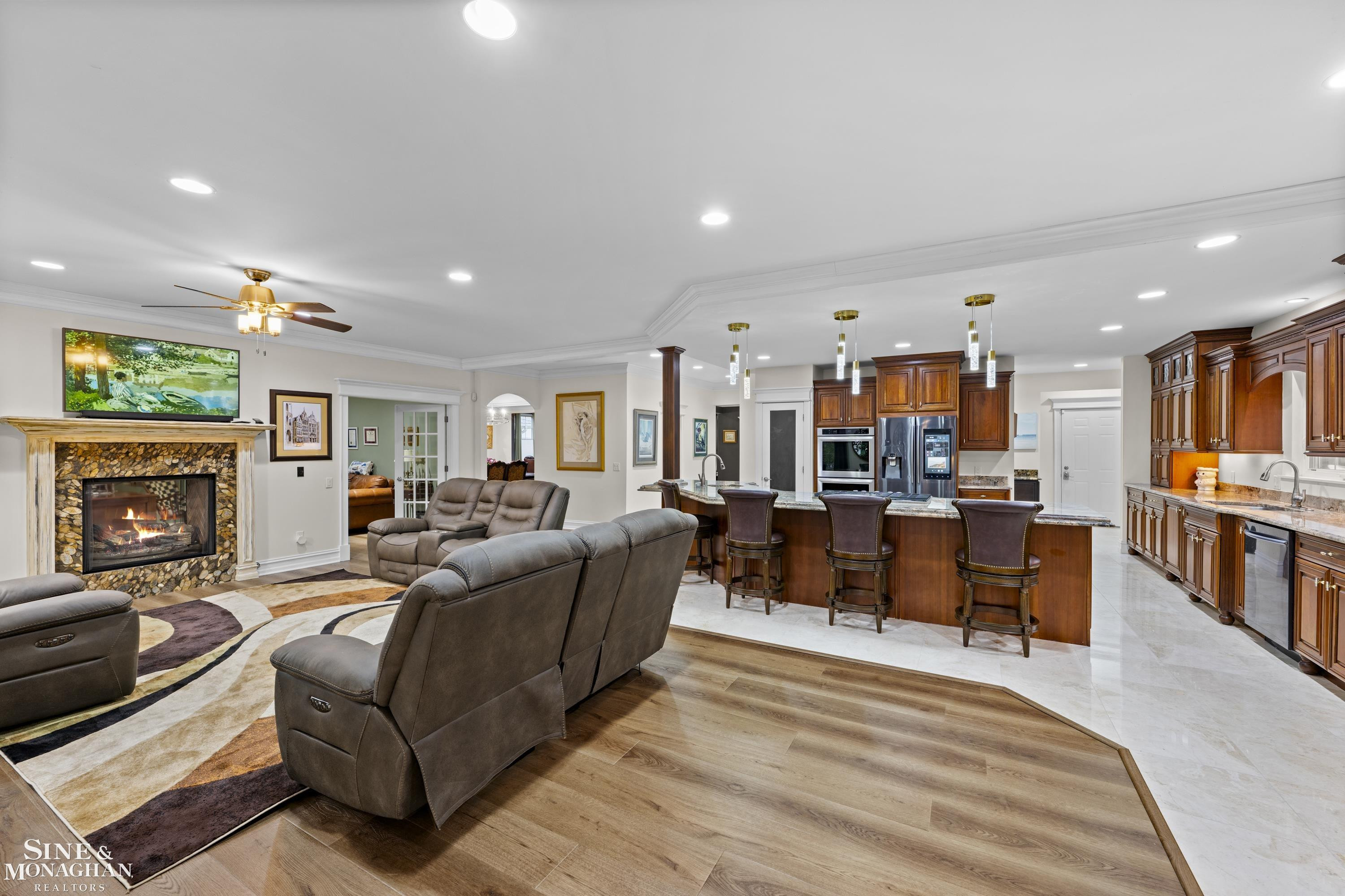 680 Pear Tree Lane, Grosse Pointe Woods, MI 48236 — Photo 16