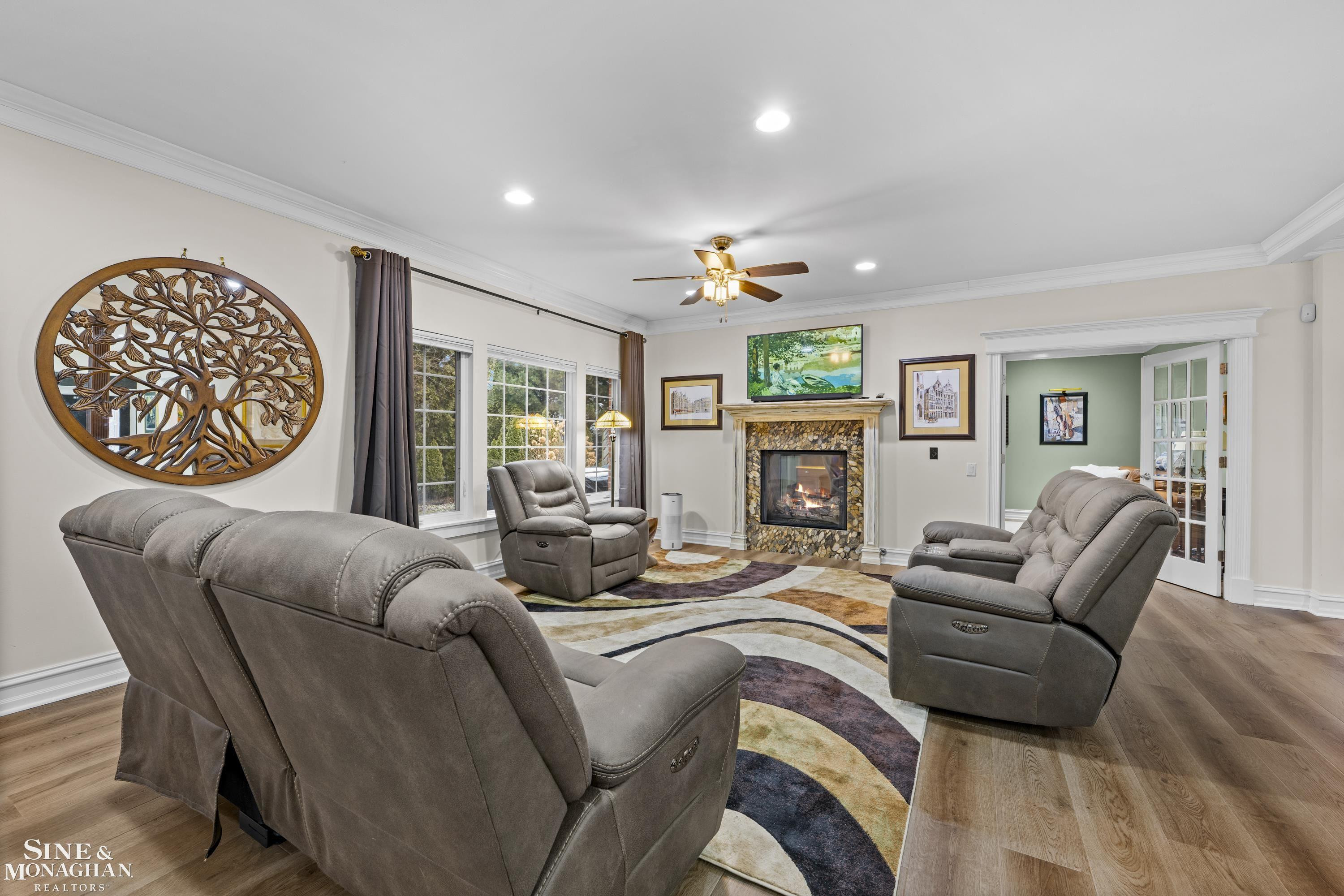 680 Pear Tree Lane, Grosse Pointe Woods, MI 48236 — Photo 17