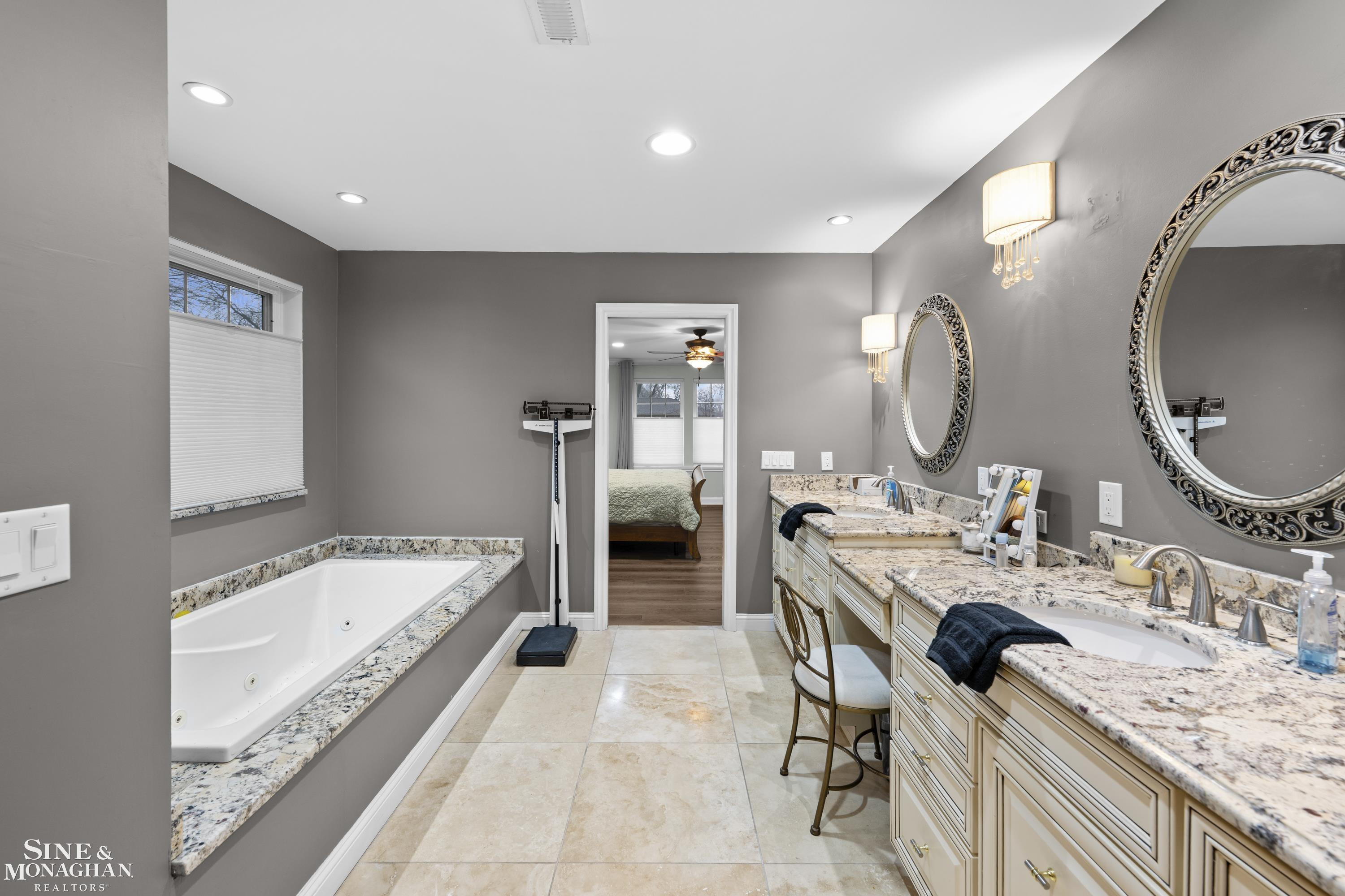 680 Pear Tree Lane, Grosse Pointe Woods, MI 48236 — Photo 36