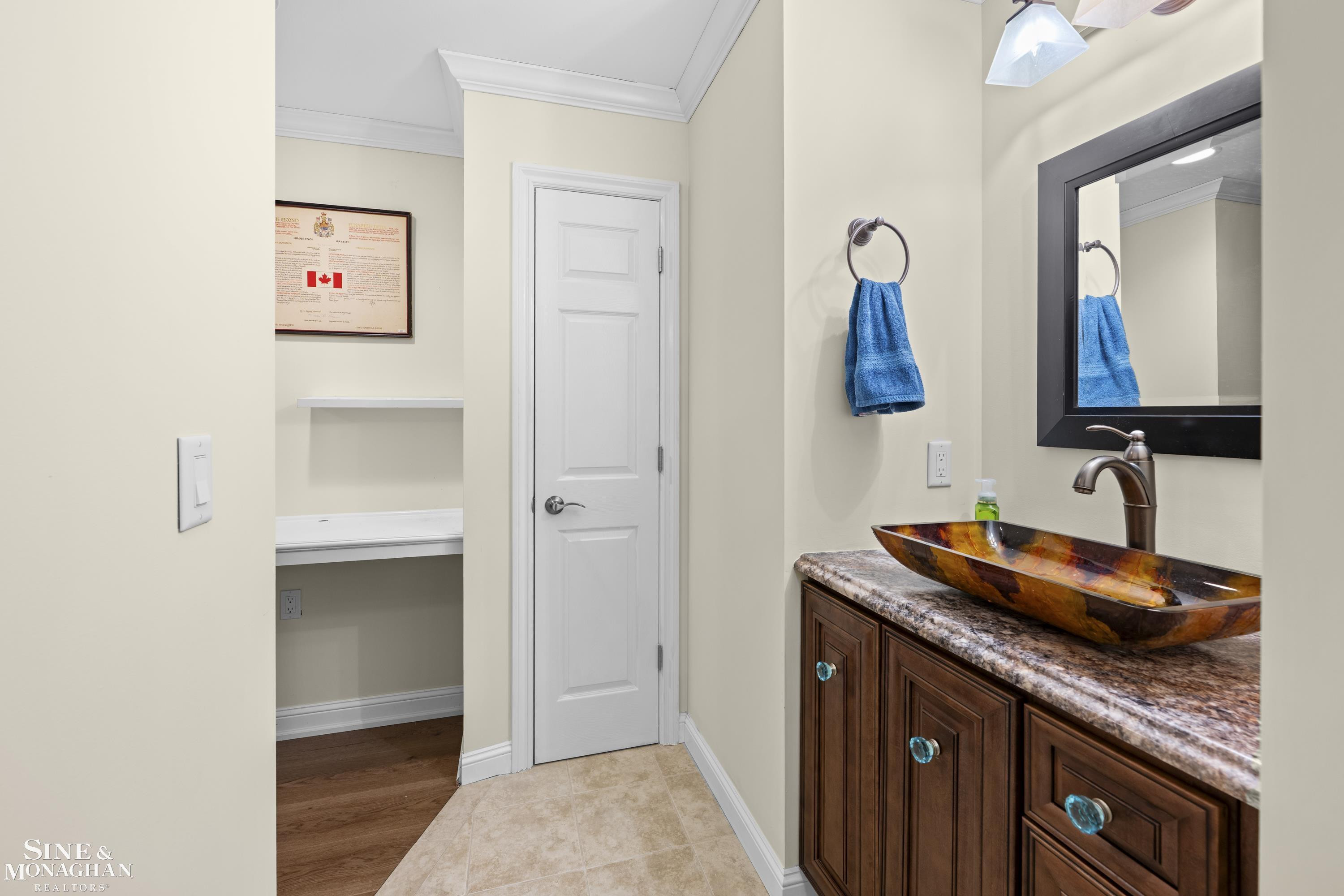 680 Pear Tree Lane, Grosse Pointe Woods, MI 48236 — Photo 47