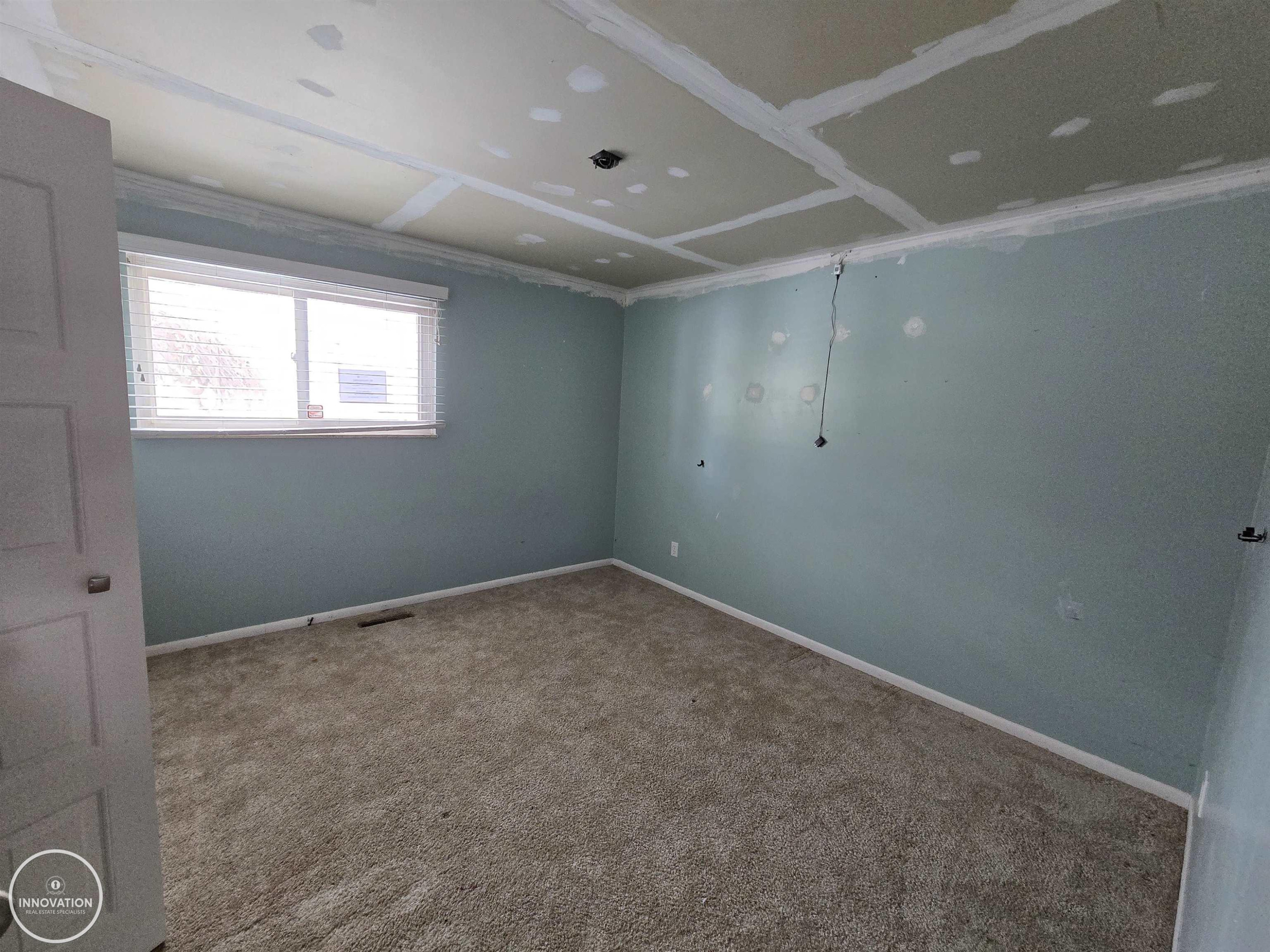 3239 N Shoreview Drive, MI 48059 — Photo 12
