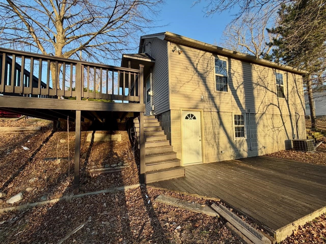 921 S Front Street, Chesaning, MI 48616 — Photo 7