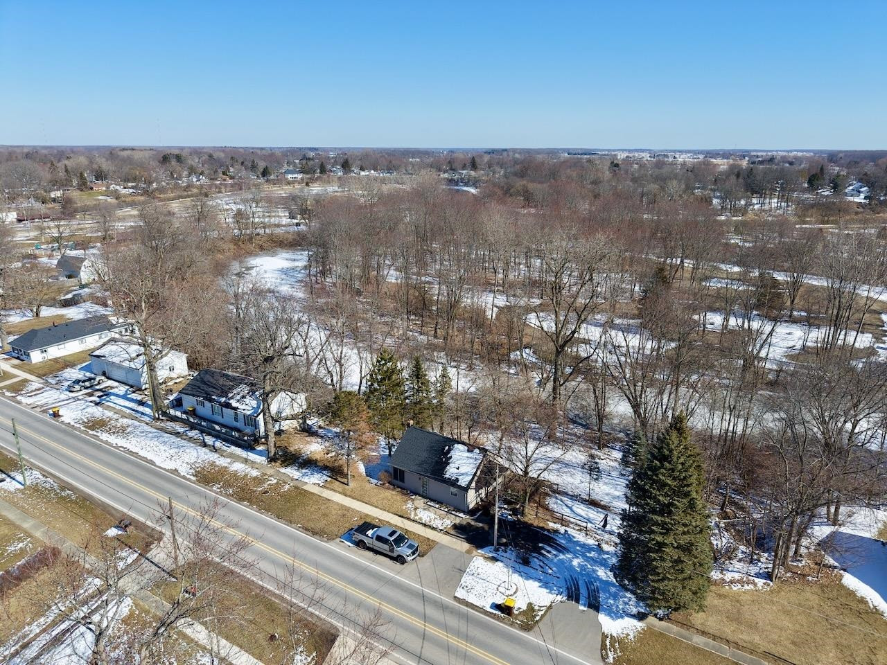 921 S Front Street, Chesaning, MI 48616 — Photo 11