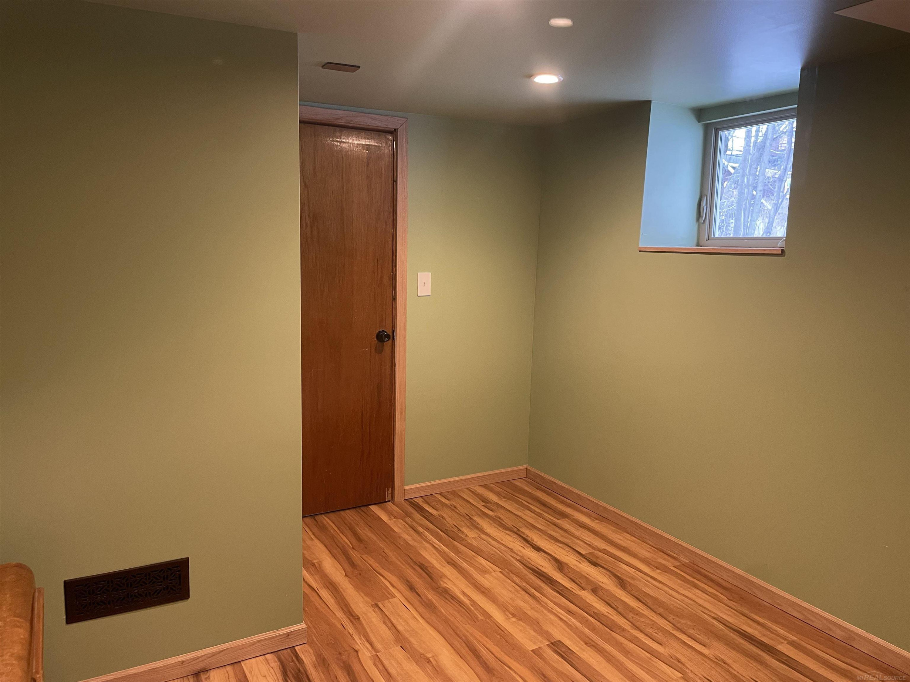 318 W Park Street, Marquette, MI 49855 — Photo 42