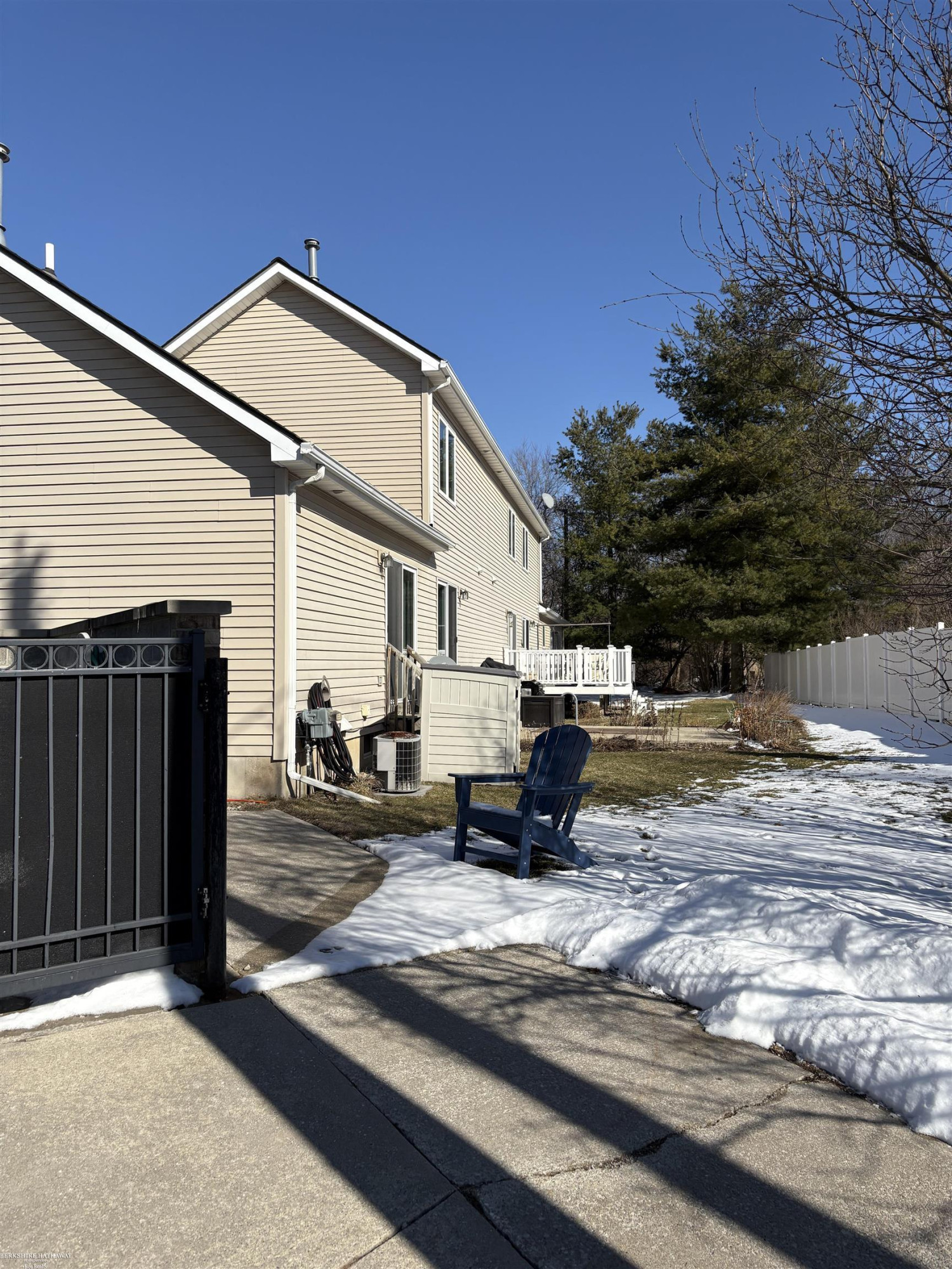 50 Depot Street, 9, Oxford, MI 48371 — Photo 3