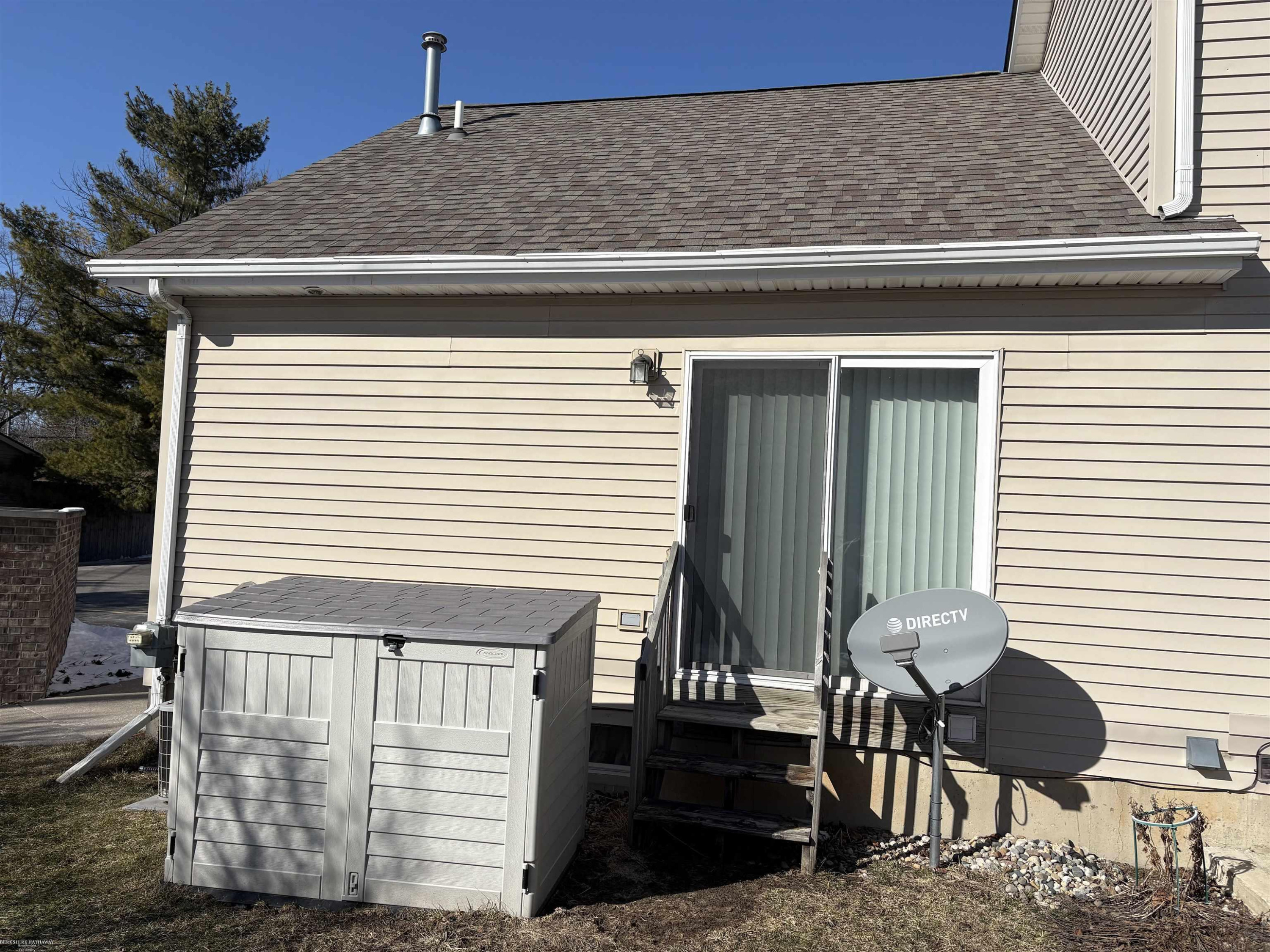 50 Depot Street, 9, Oxford, MI 48371 — Photo 4