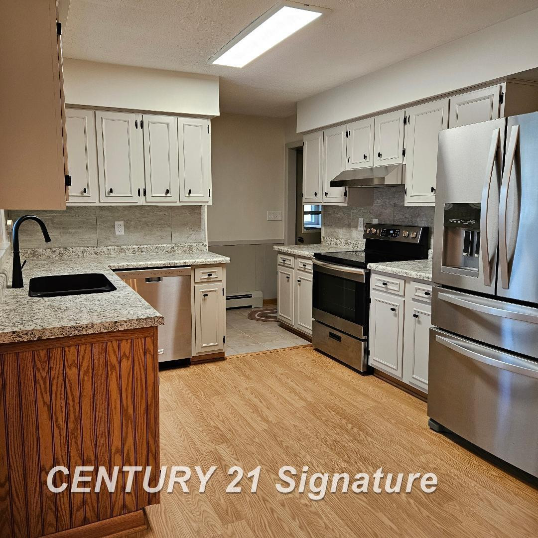 8981 Highland Drive, Freeland, MI 48623 — Photo 5