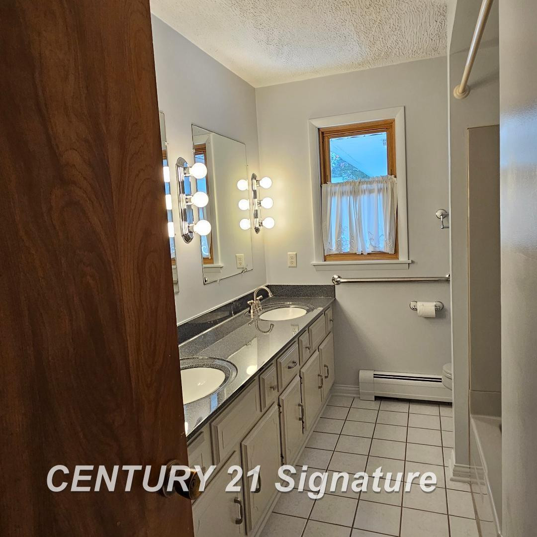 8981 Highland Drive, Freeland, MI 48623 — Photo 7