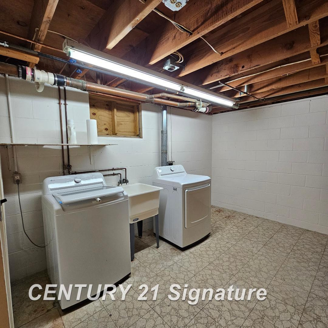 8981 Highland Drive, Freeland, MI 48623 — Photo 15