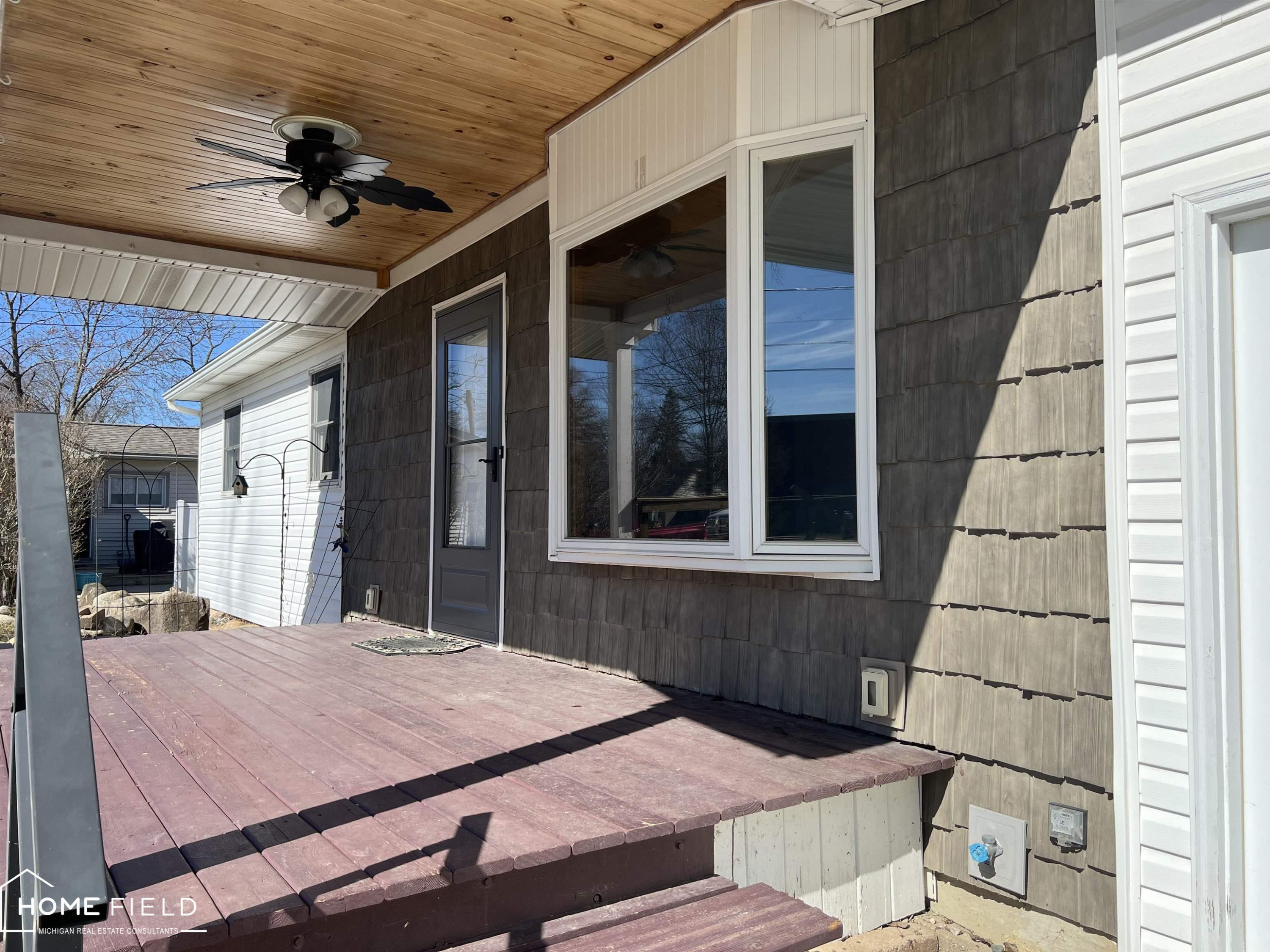 905 E Exchange Street, Owosso, MI 48867 — Photo 3