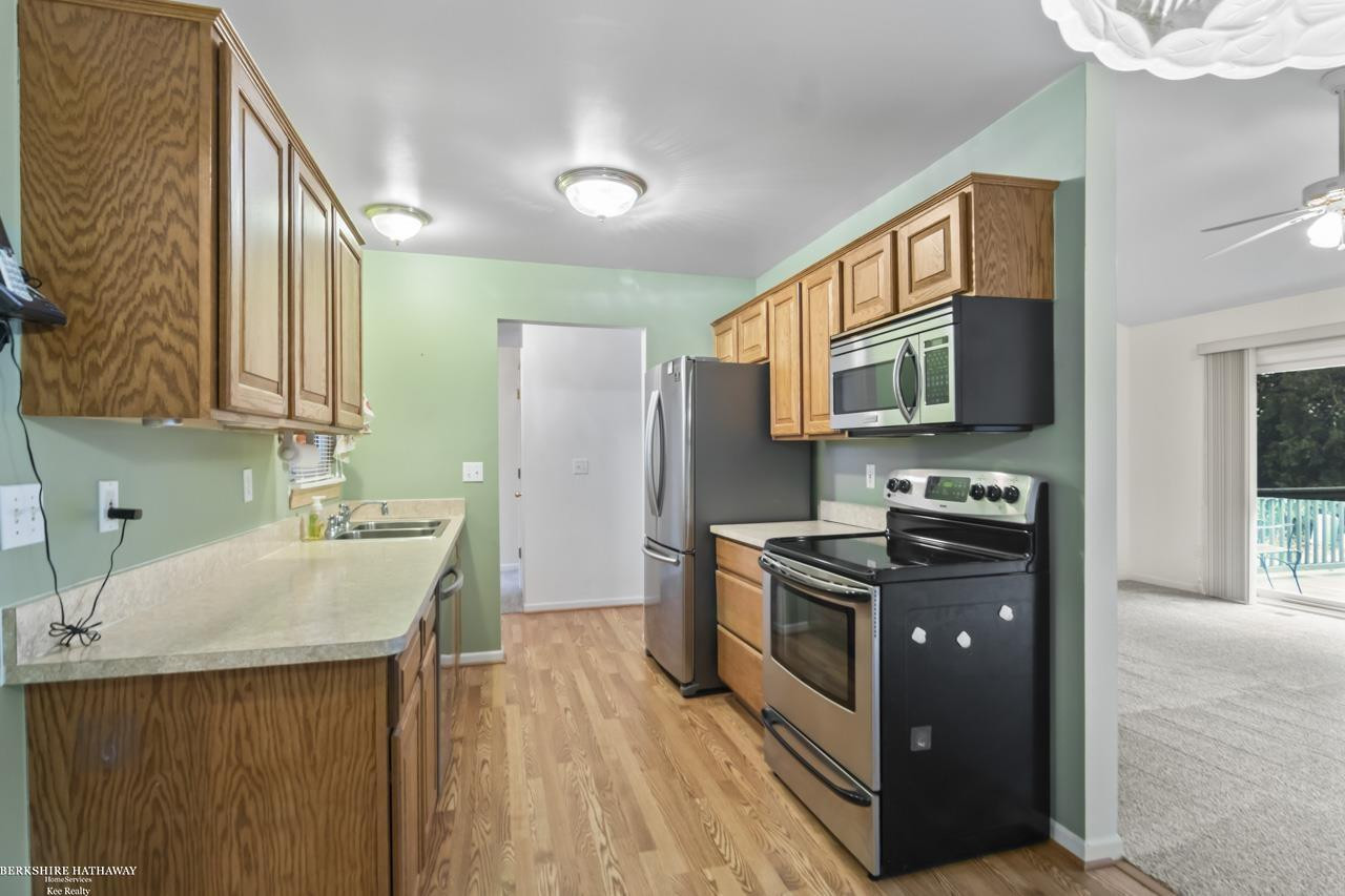29941 Kenwood Court, Roseville, MI 48066 — Photo 8
