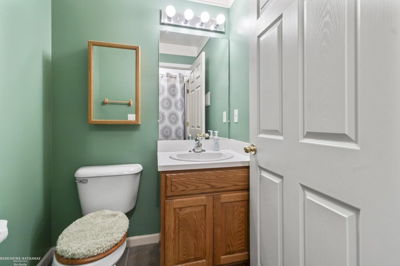 29941 Kenwood Court, Roseville, MI 48066 — Photo 12