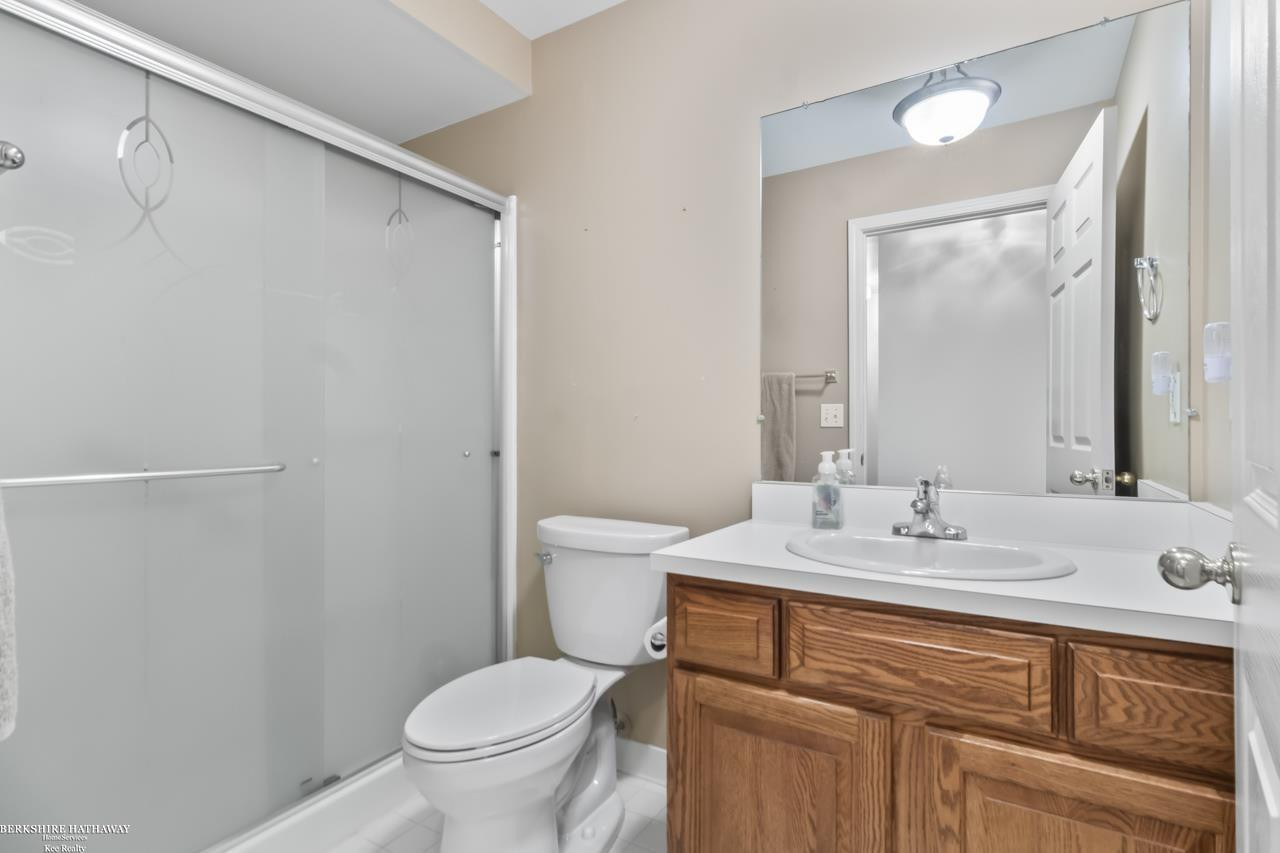 29941 Kenwood Court, Roseville, MI 48066 — Photo 16