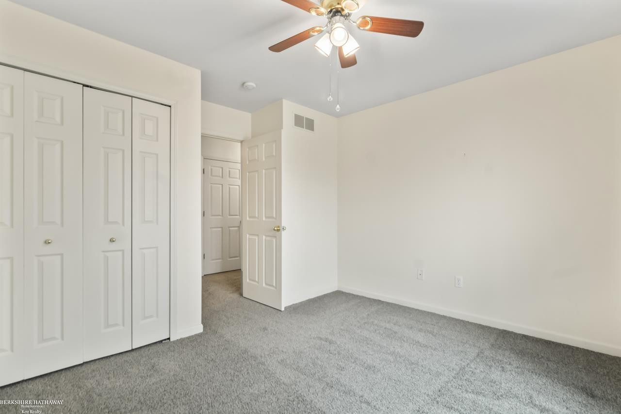 29941 Kenwood Court, Roseville, MI 48066 — Photo 17