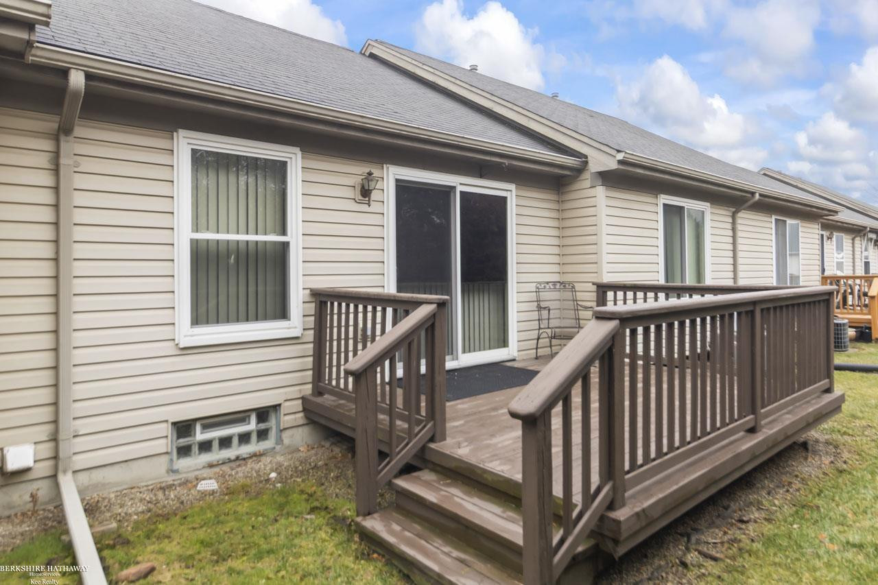 29941 Kenwood Court, Roseville, MI 48066 — Photo 23