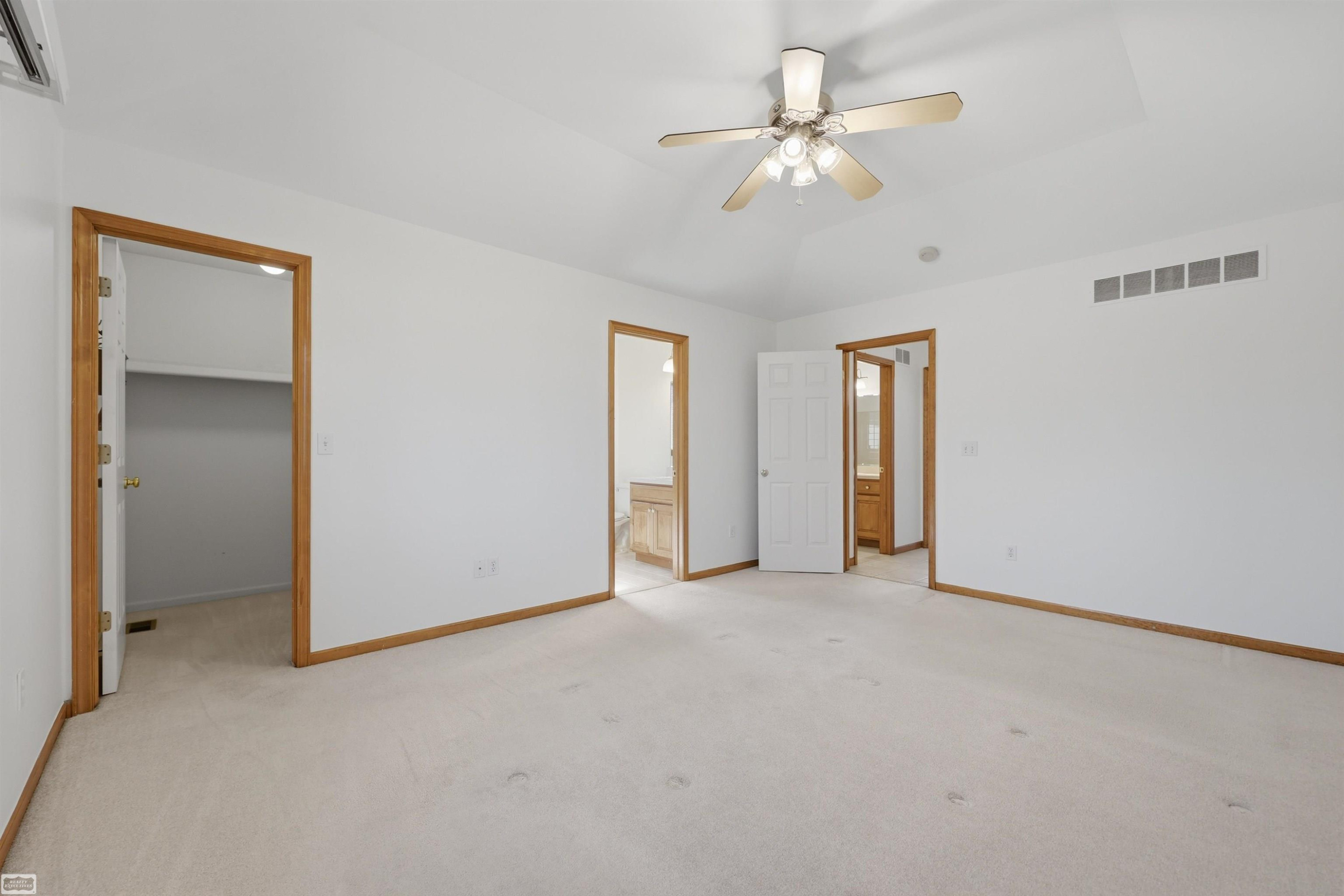 50988 Shenandoah Drive, Macomb, MI 48044 — Photo 16