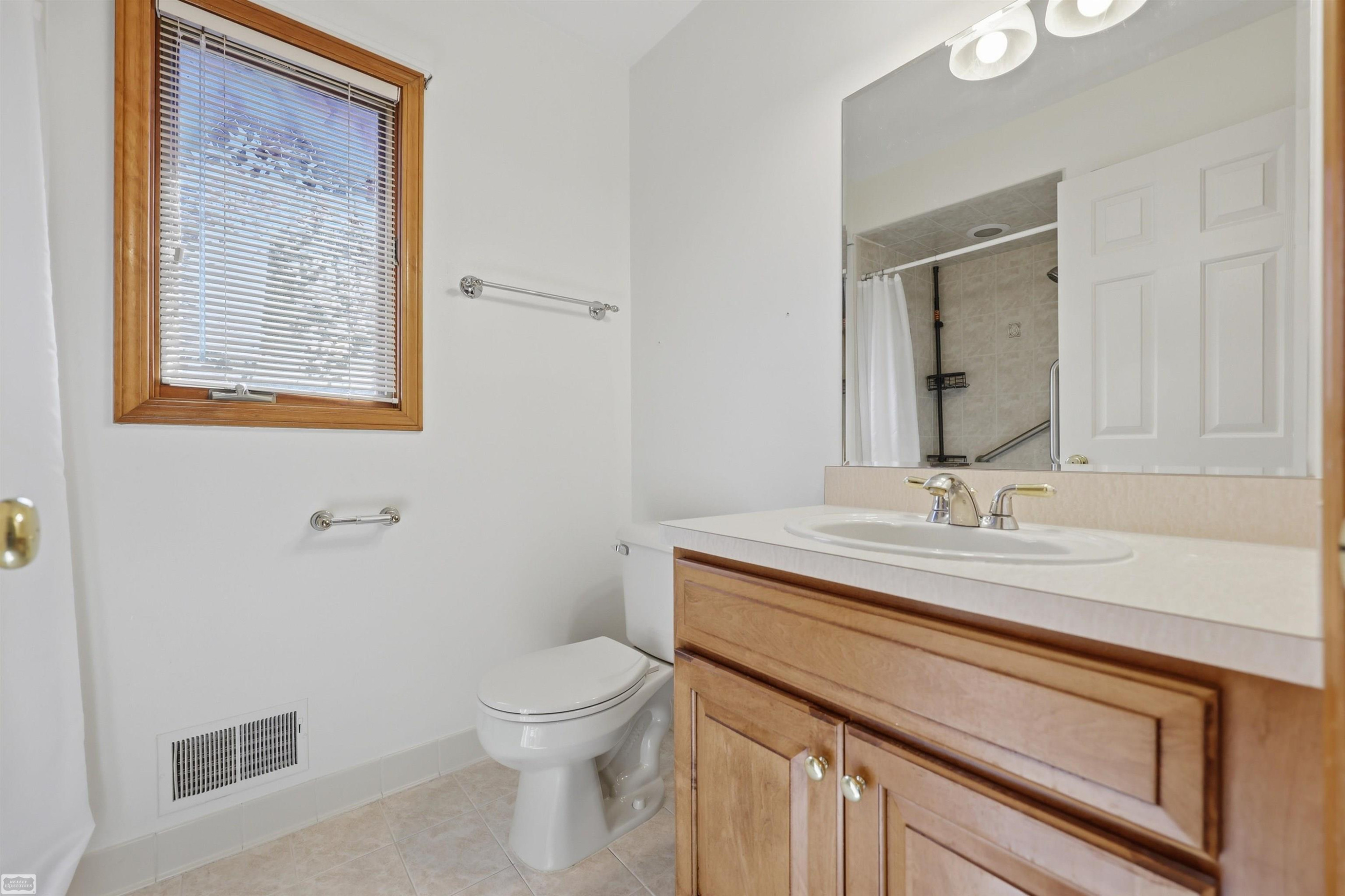 50988 Shenandoah Drive, Macomb, MI 48044 — Photo 19