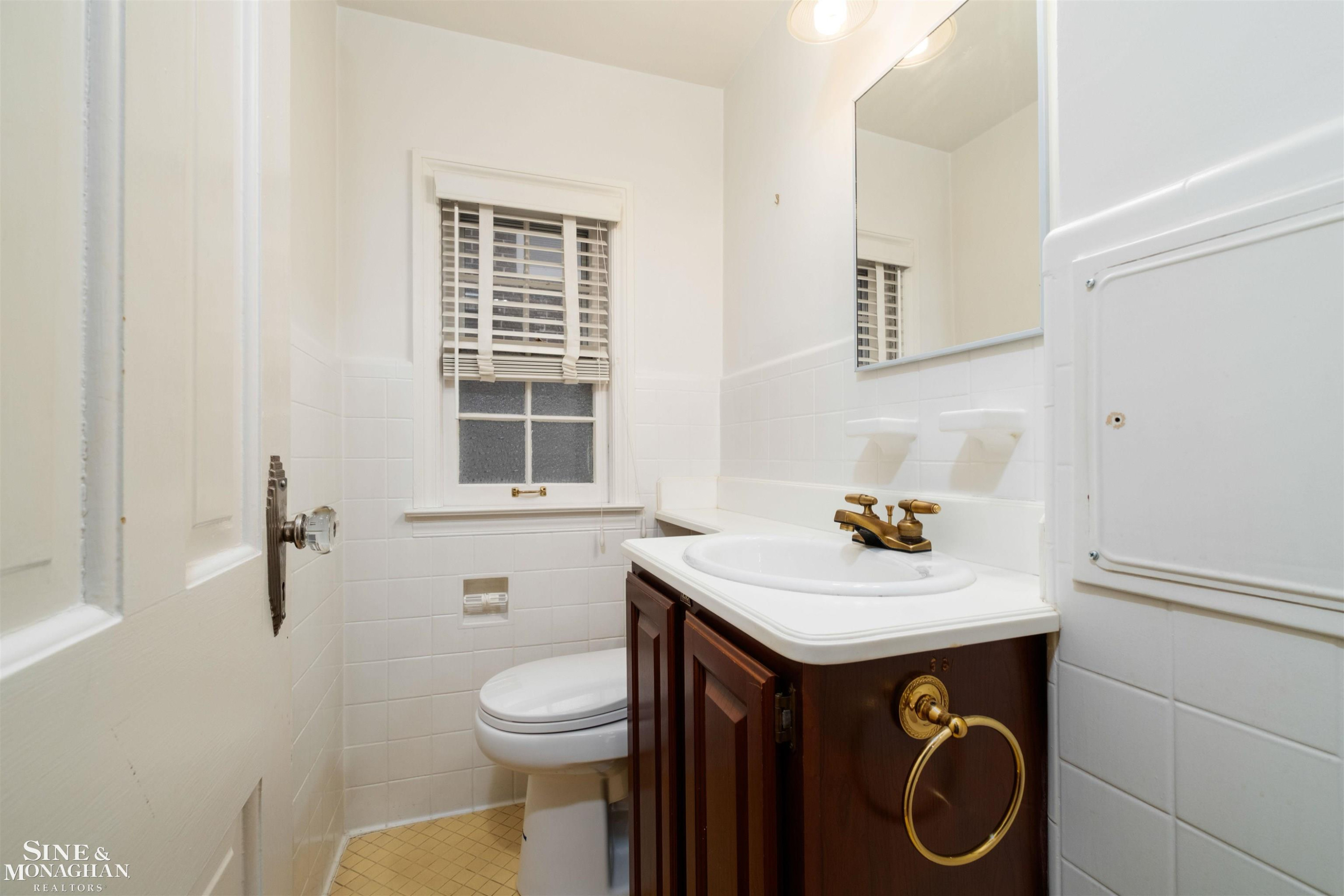 47 Cranford Lane, Grosse Pointe, MI 48230 — Photo 16