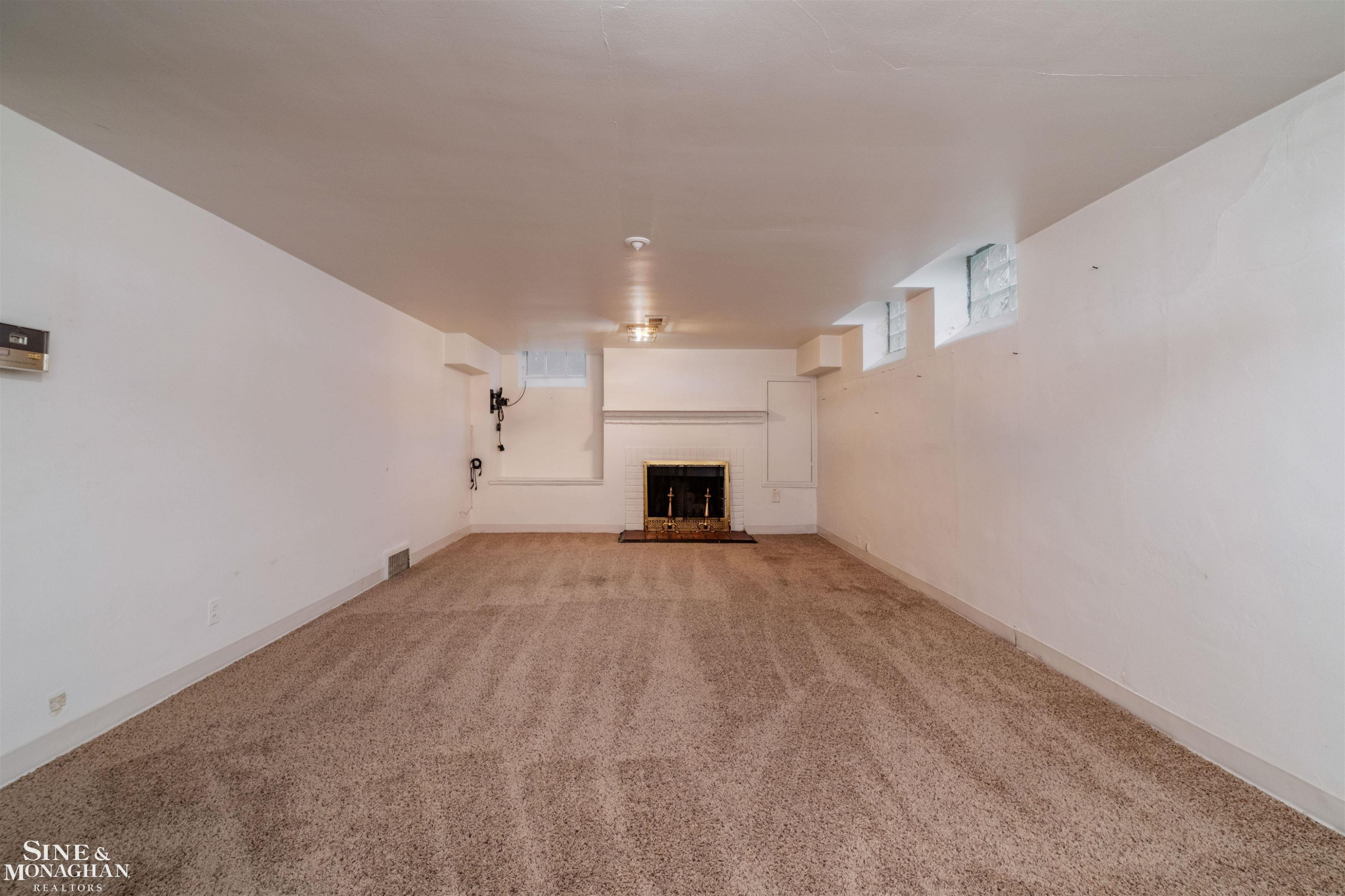 47 Cranford Lane, Grosse Pointe, MI 48230 — Photo 32
