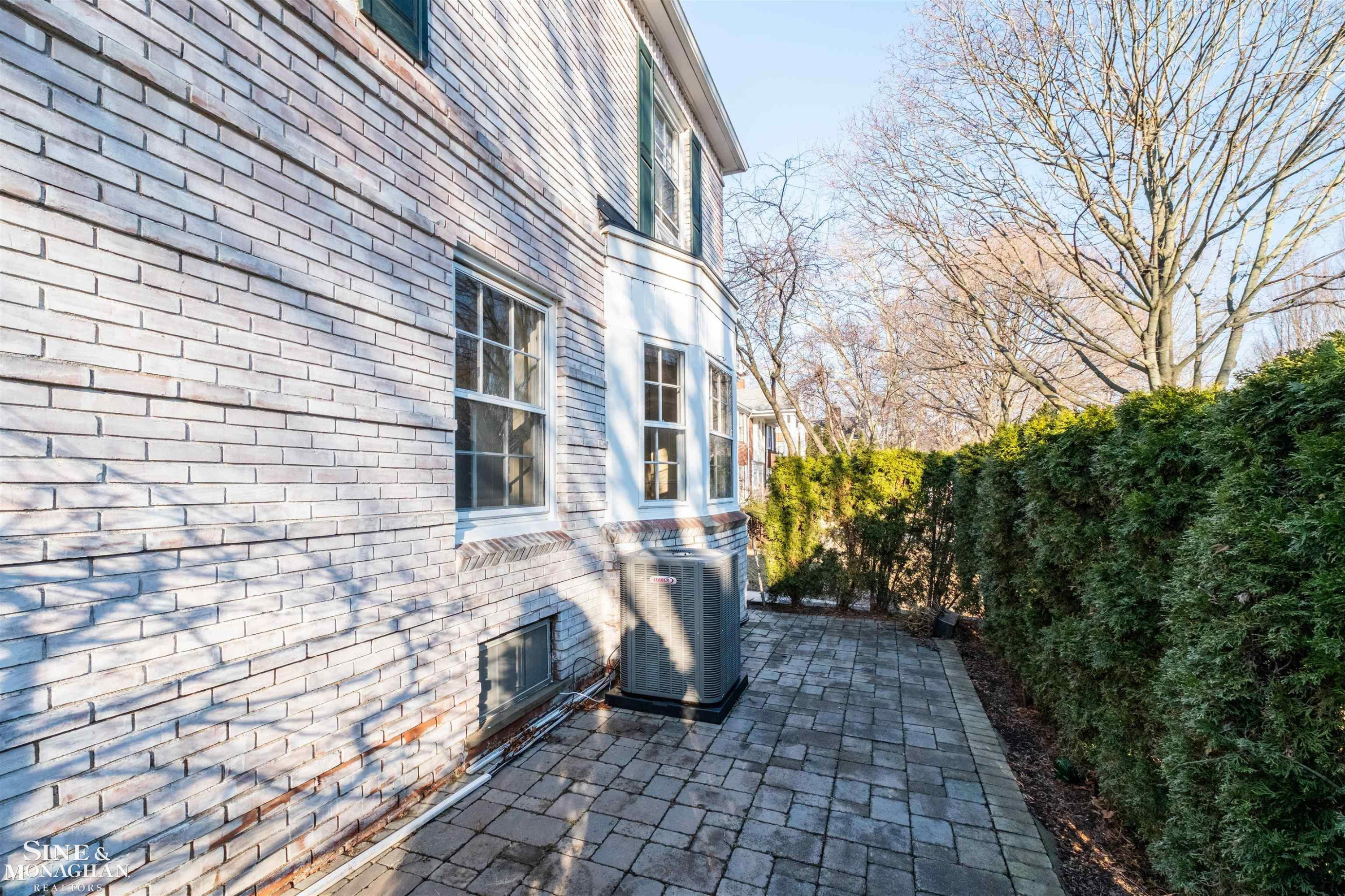 47 Cranford Lane, Grosse Pointe, MI 48230 — Photo 44
