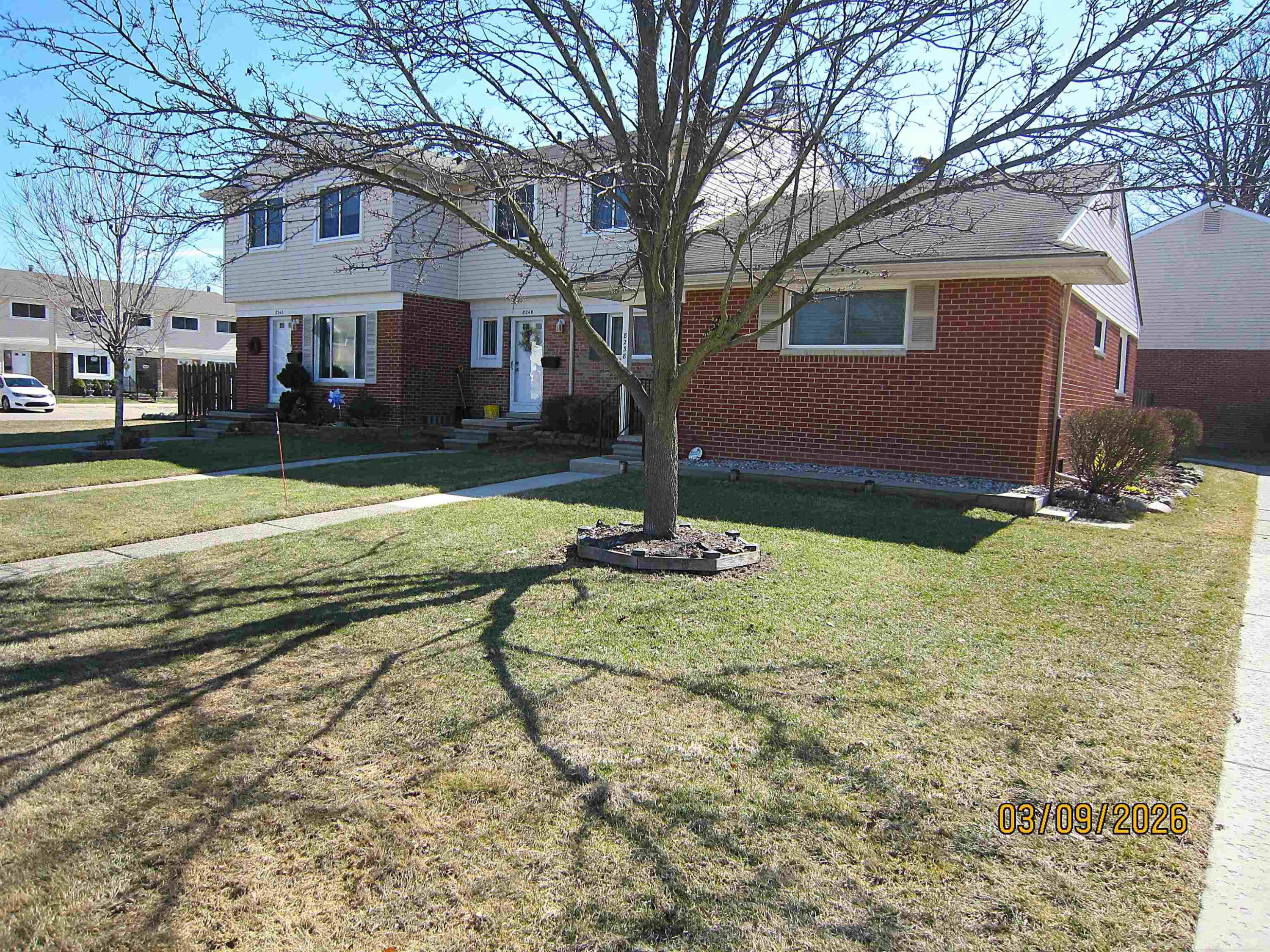 8238 FARNUM Avenue, Warren, MI 48093 — Photo 2