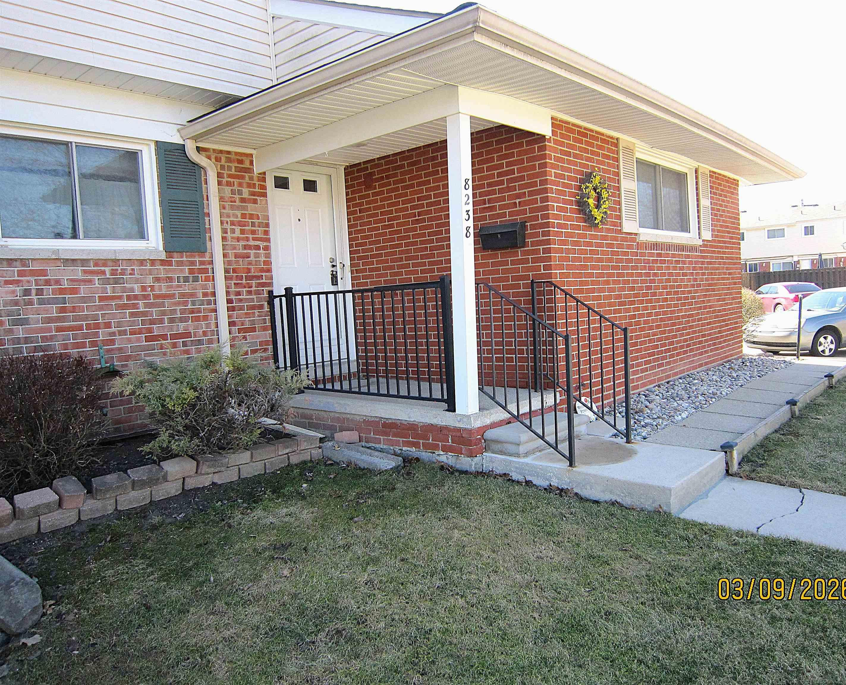 8238 FARNUM Avenue, Warren, MI 48093 — Photo 3