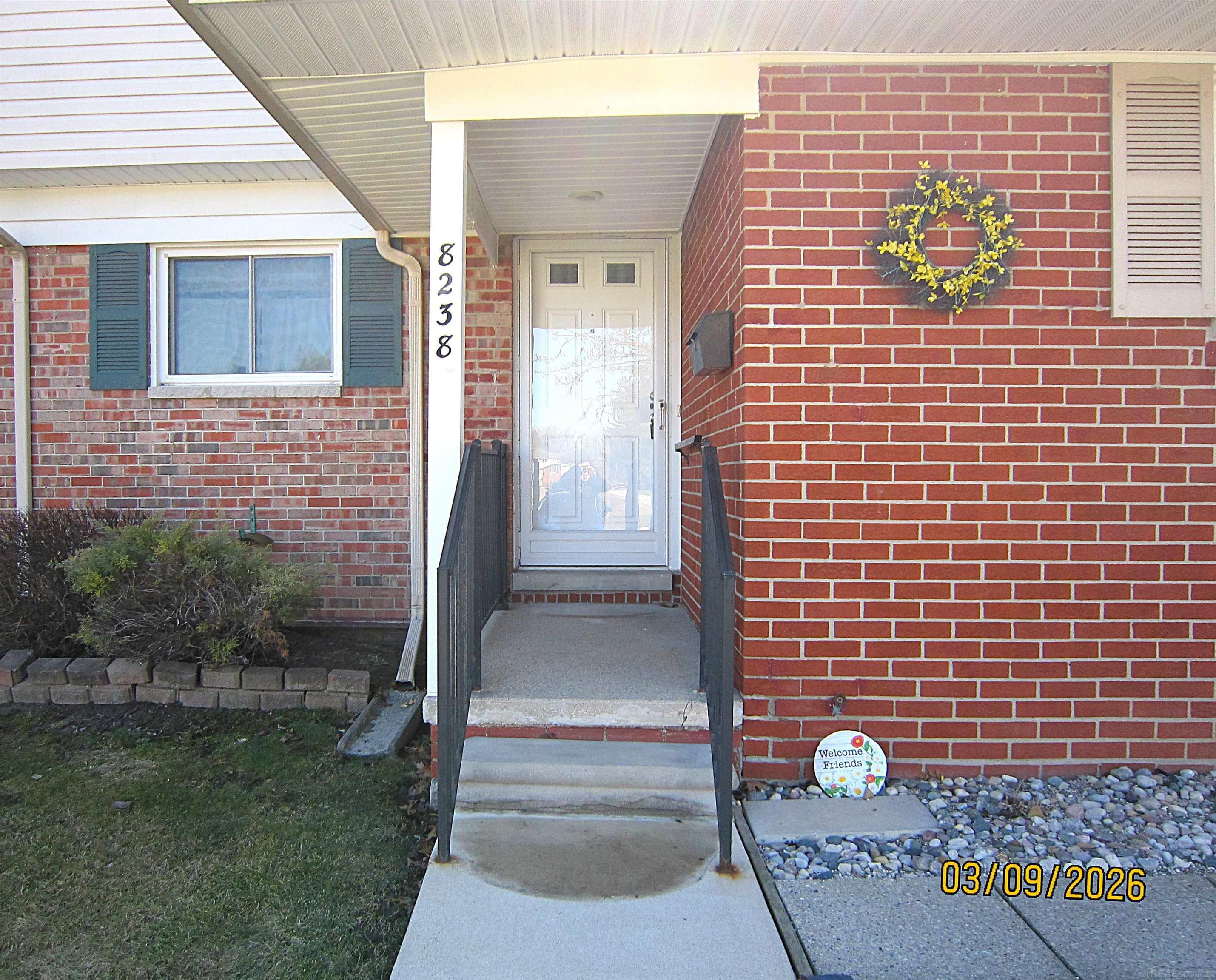 8238 FARNUM Avenue, Warren, MI 48093 — Photo 4