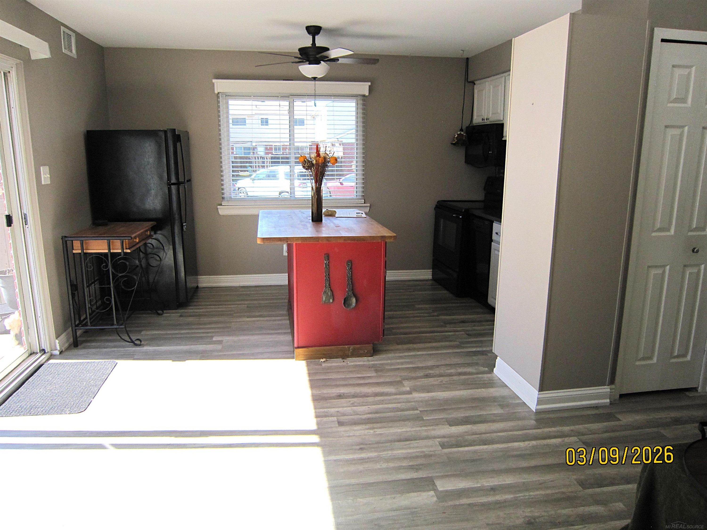 8238 FARNUM Avenue, Warren, MI 48093 — Photo 10