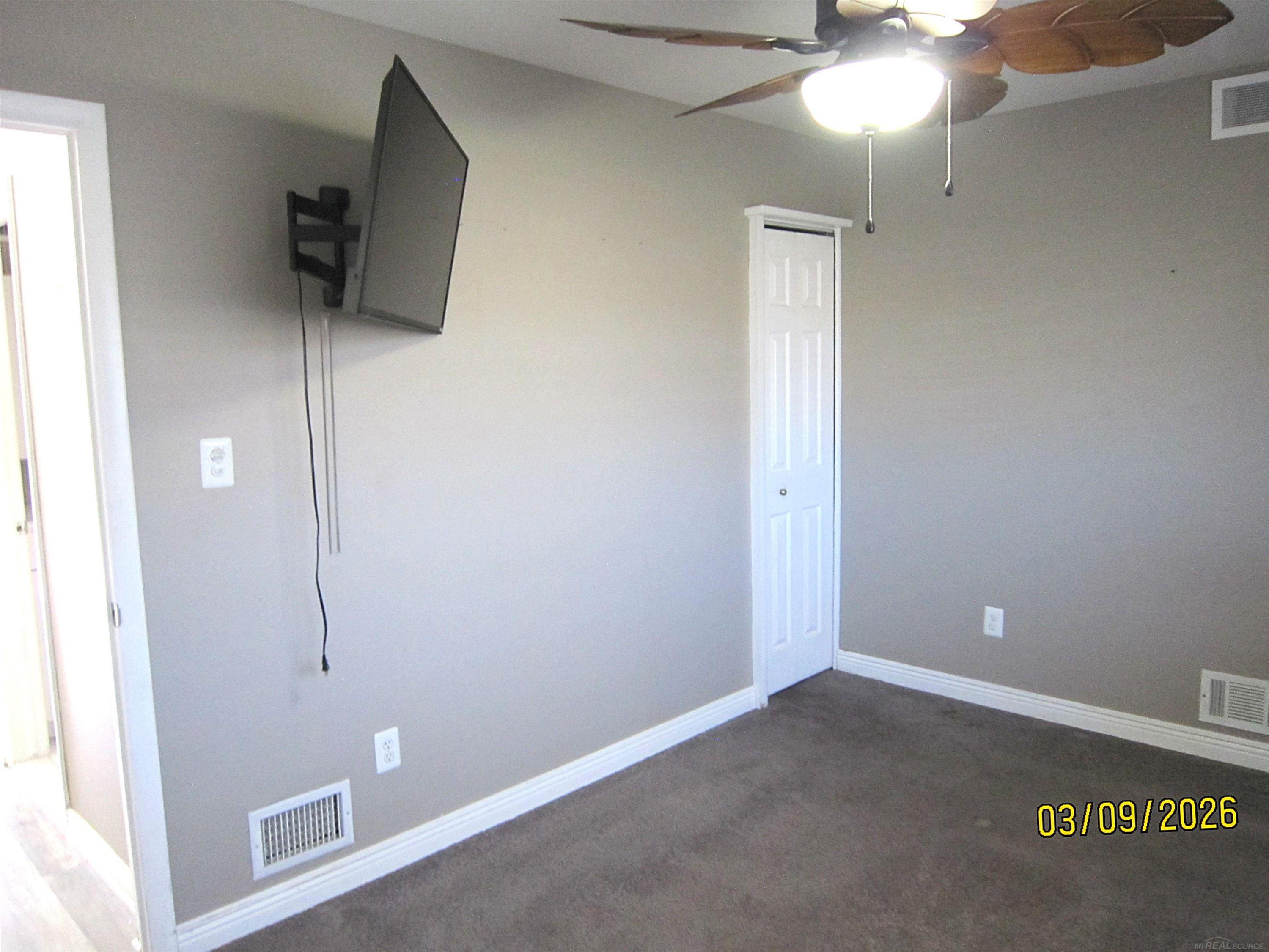 8238 FARNUM Avenue, Warren, MI 48093 — Photo 31