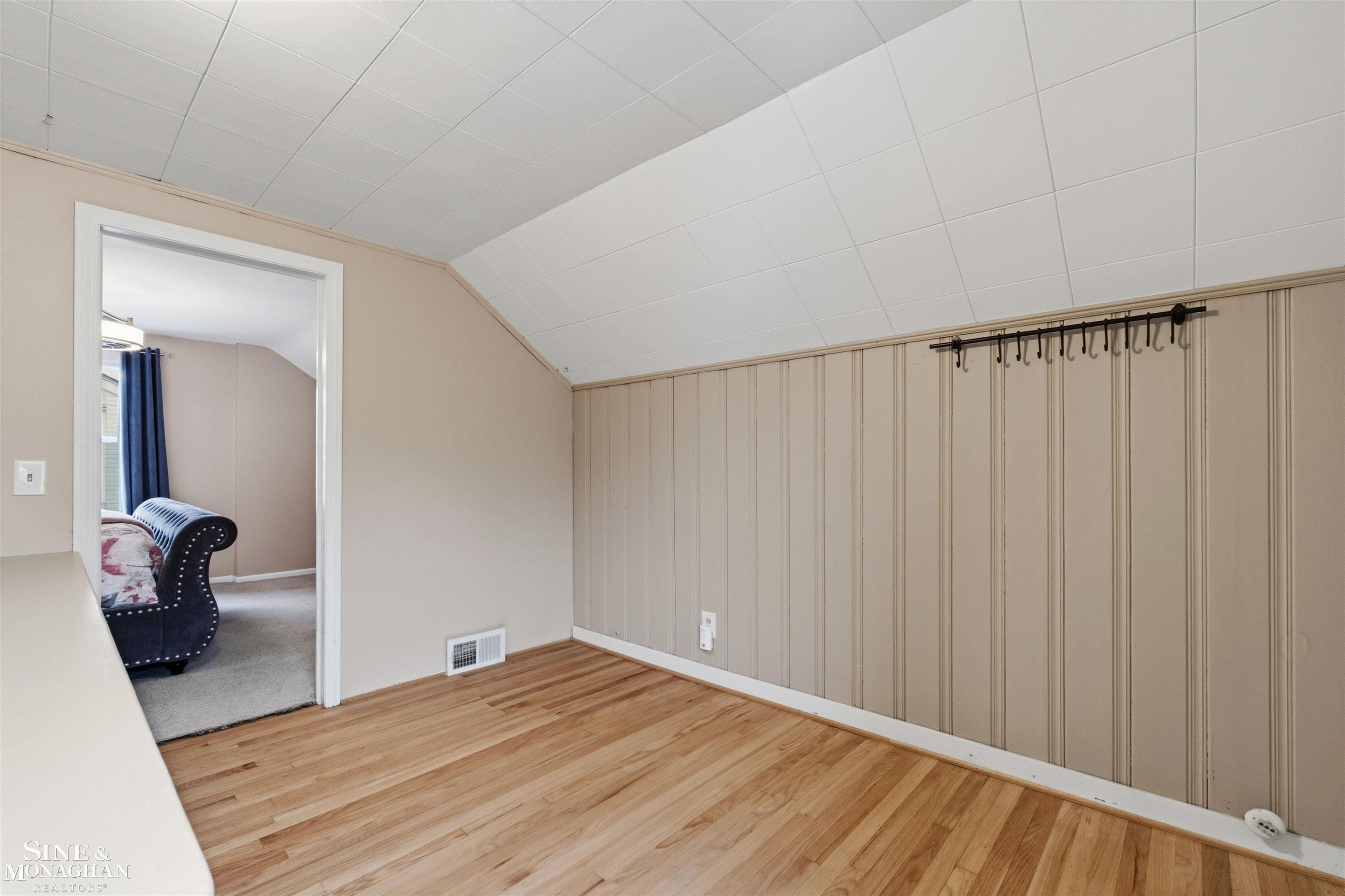 1776 Manchester Boulevard, Grosse Pointe Woods, MI 48236 — Photo 32