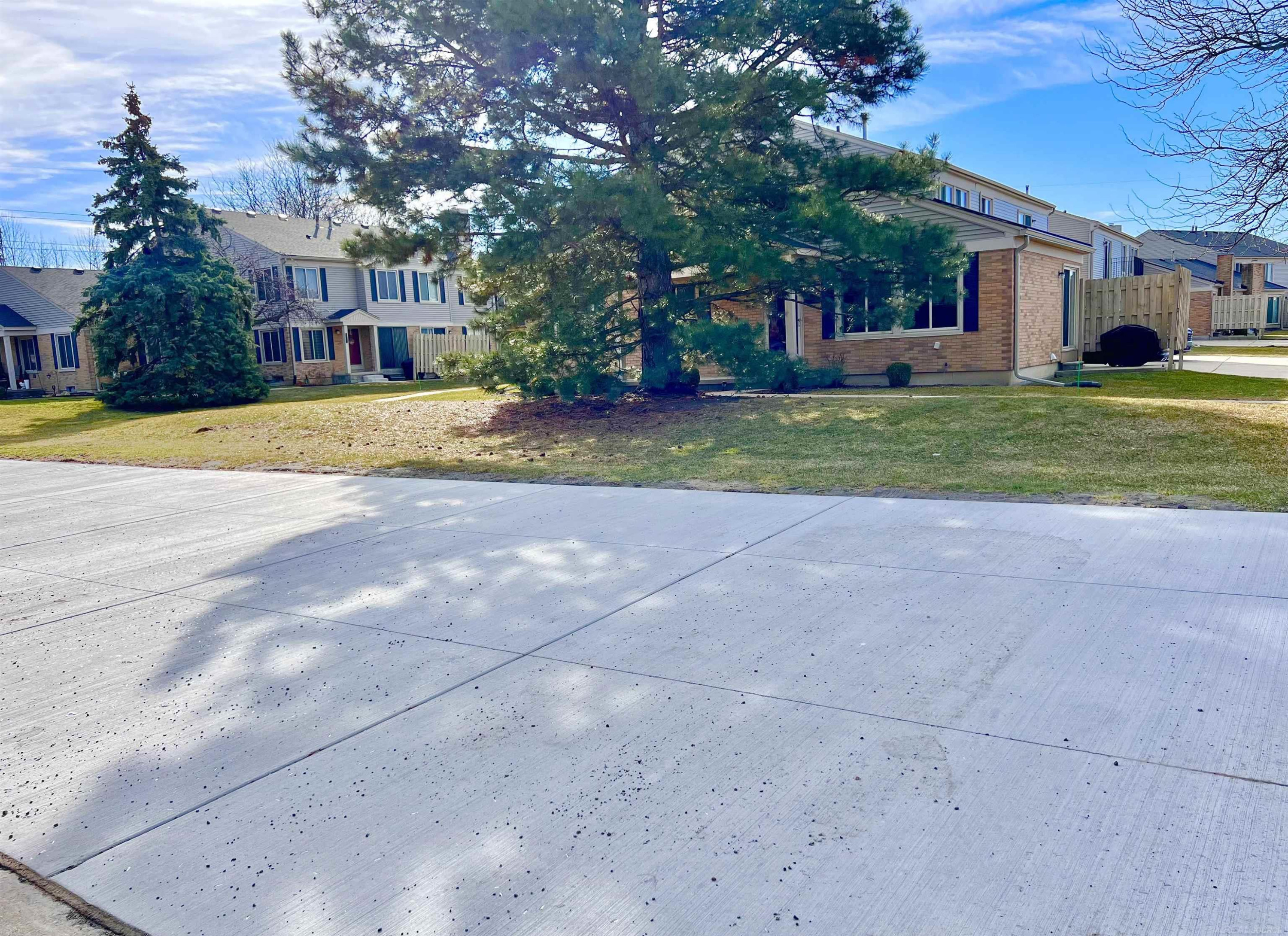 44666 Connecticut Court, Clinton Twp, MI 48038 — Photo 4