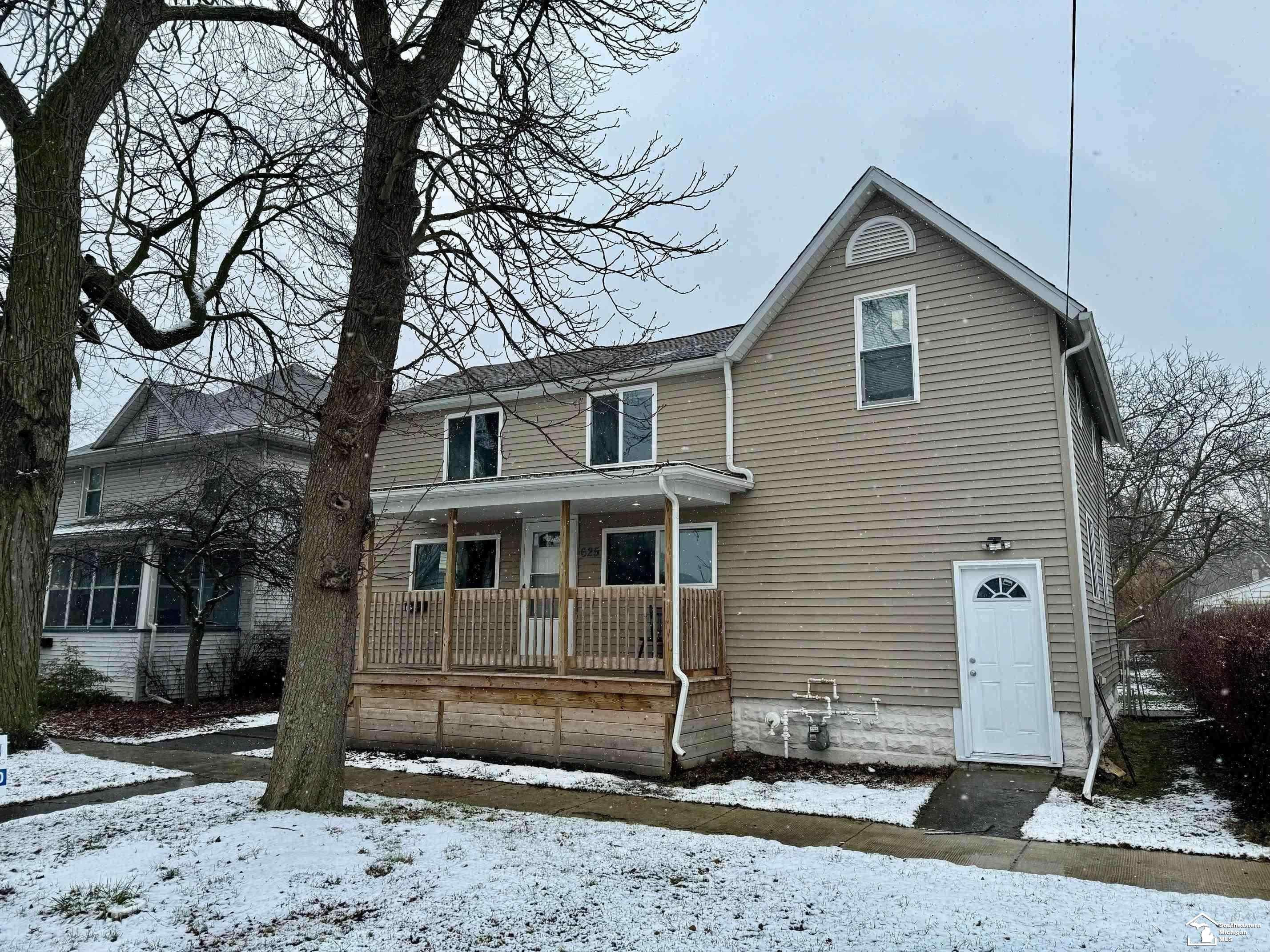 625 W Fifth Street, Monroe, MI 48161 — front exterior