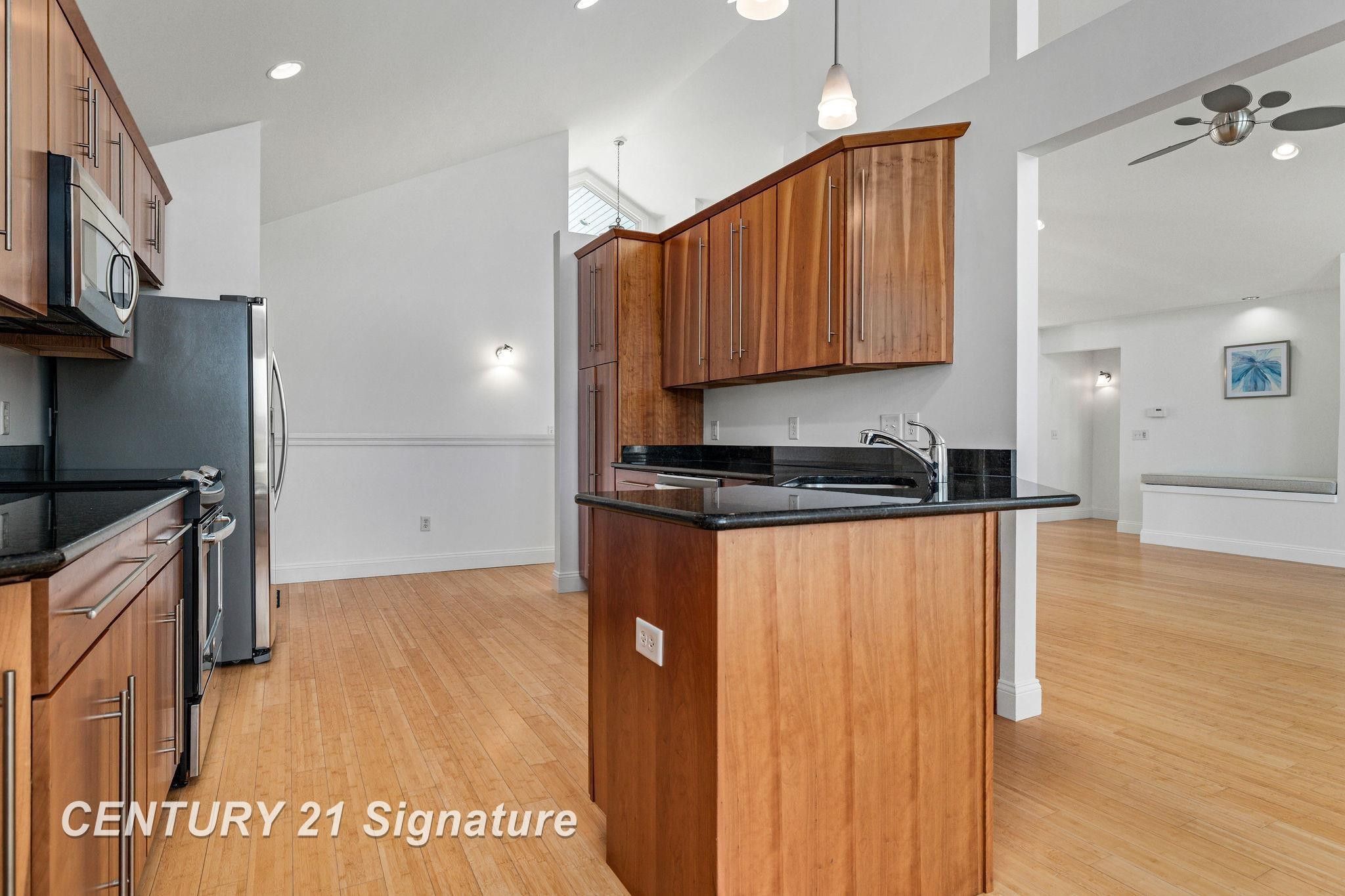 9368 Highland Green Drive, Saginaw, MI 48609 — Photo 19