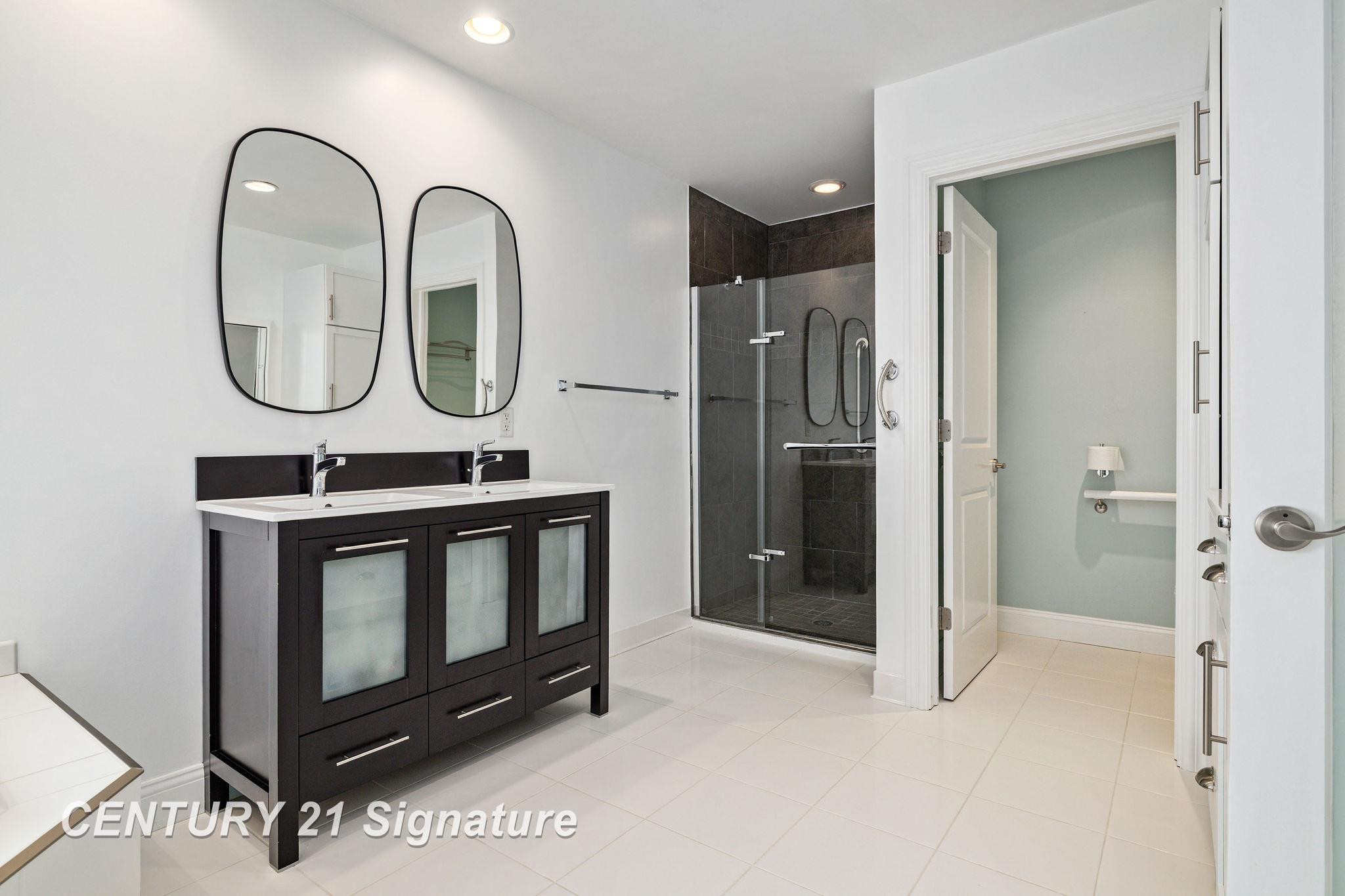 9368 Highland Green Drive, Saginaw, MI 48609 — Photo 26