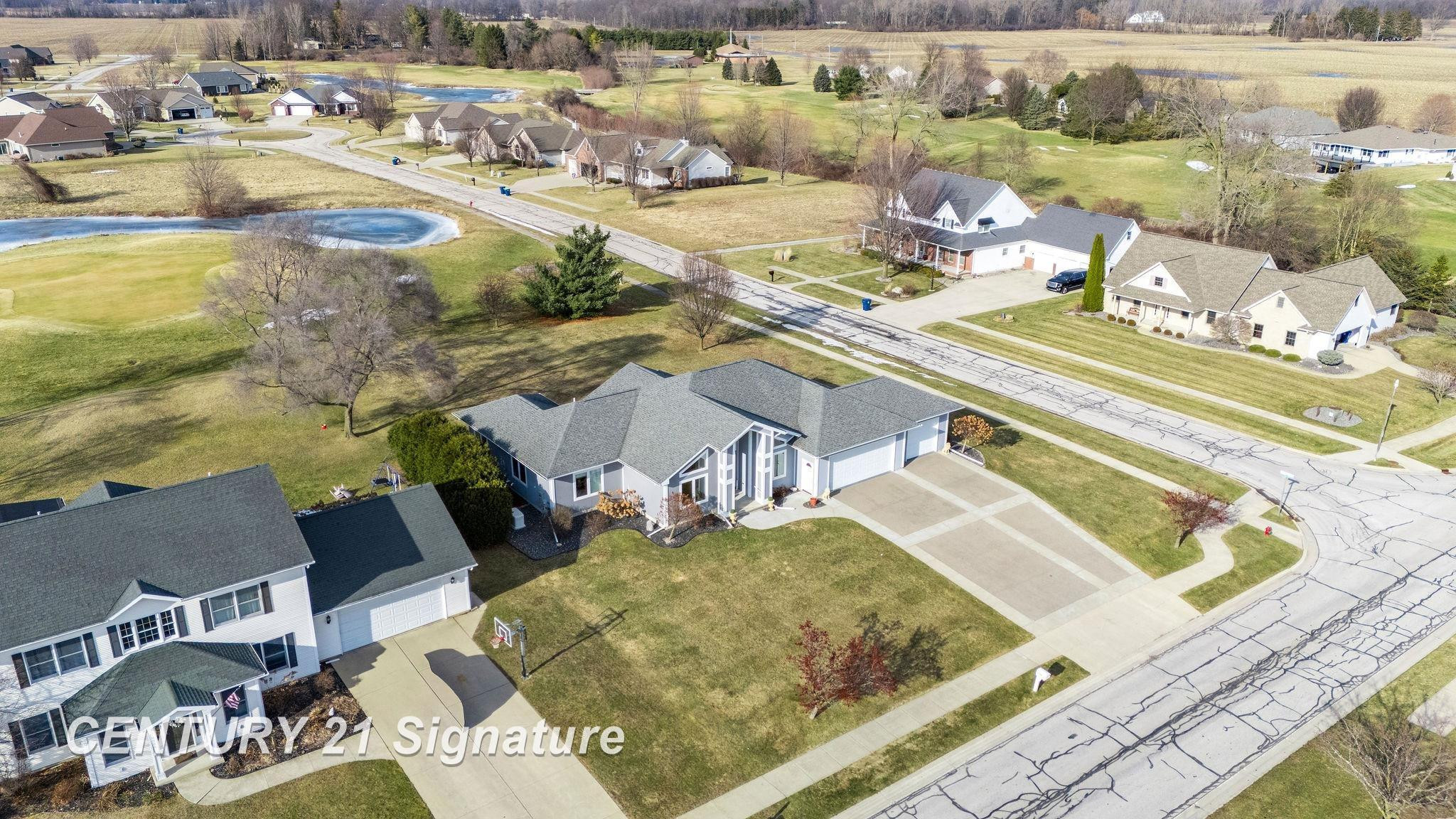 9368 Highland Green Drive, Saginaw, MI 48609 — Photo 41