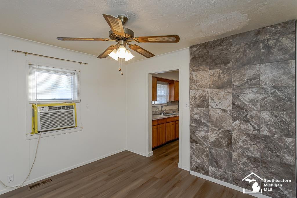 8037 Wiseman Road, Lambertville, MI 48144 — Photo 24
