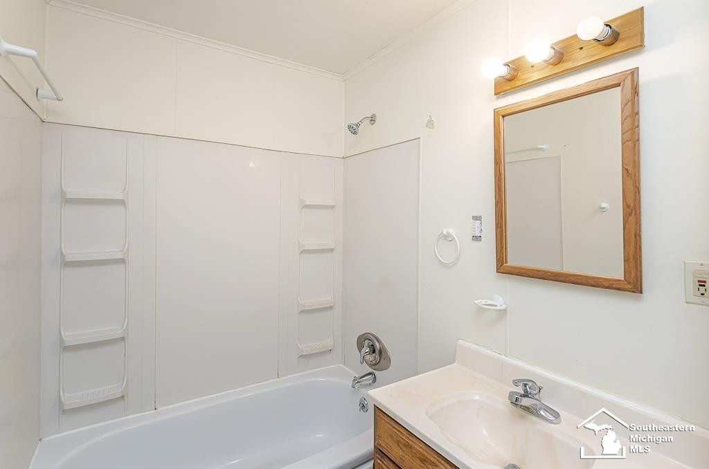 8037 Wiseman Road, Lambertville, MI 48144 — Photo 34