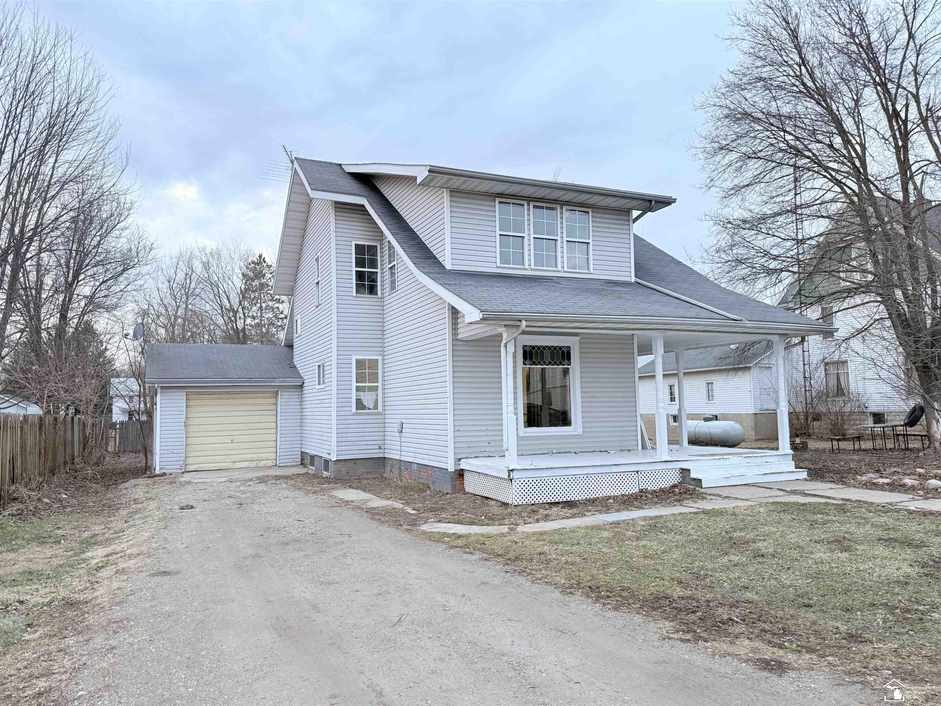 126 S Main Street, Waldron, MI 49288 — front exterior