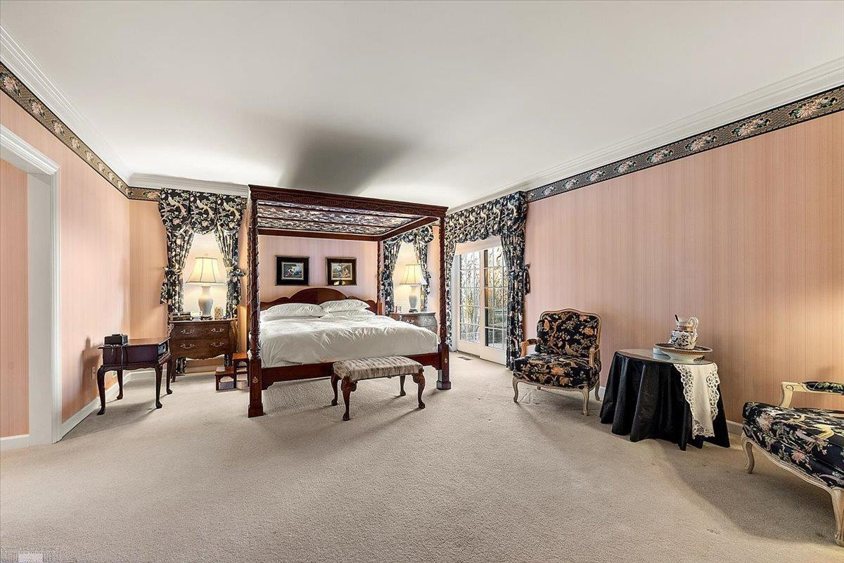 207 LAKE SHORE Drive, Grosse Pointe Farms, MI, 48236