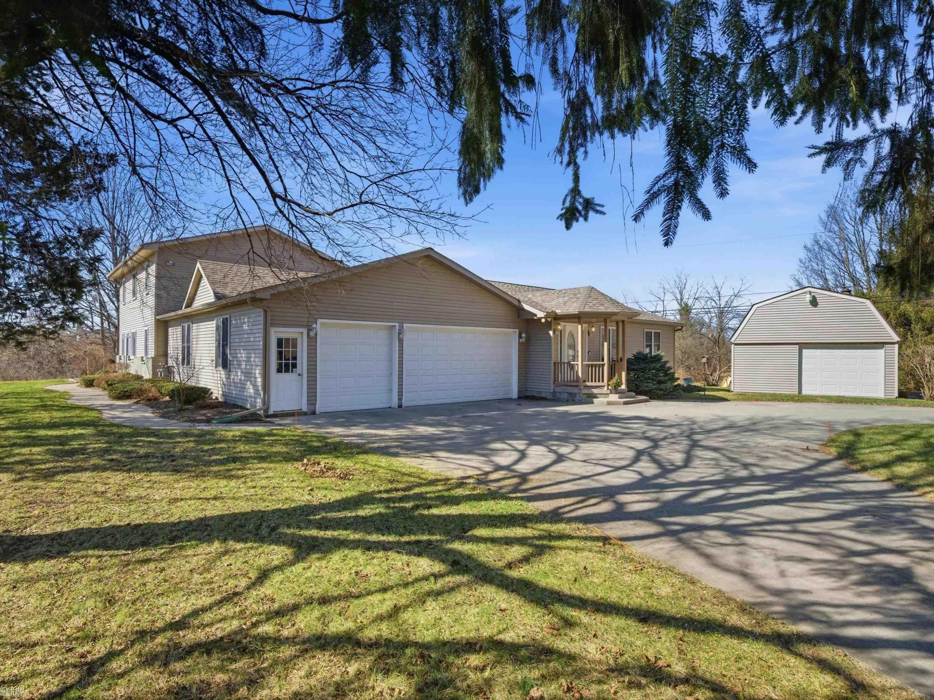 11151 34 Mile Road, MI 48065