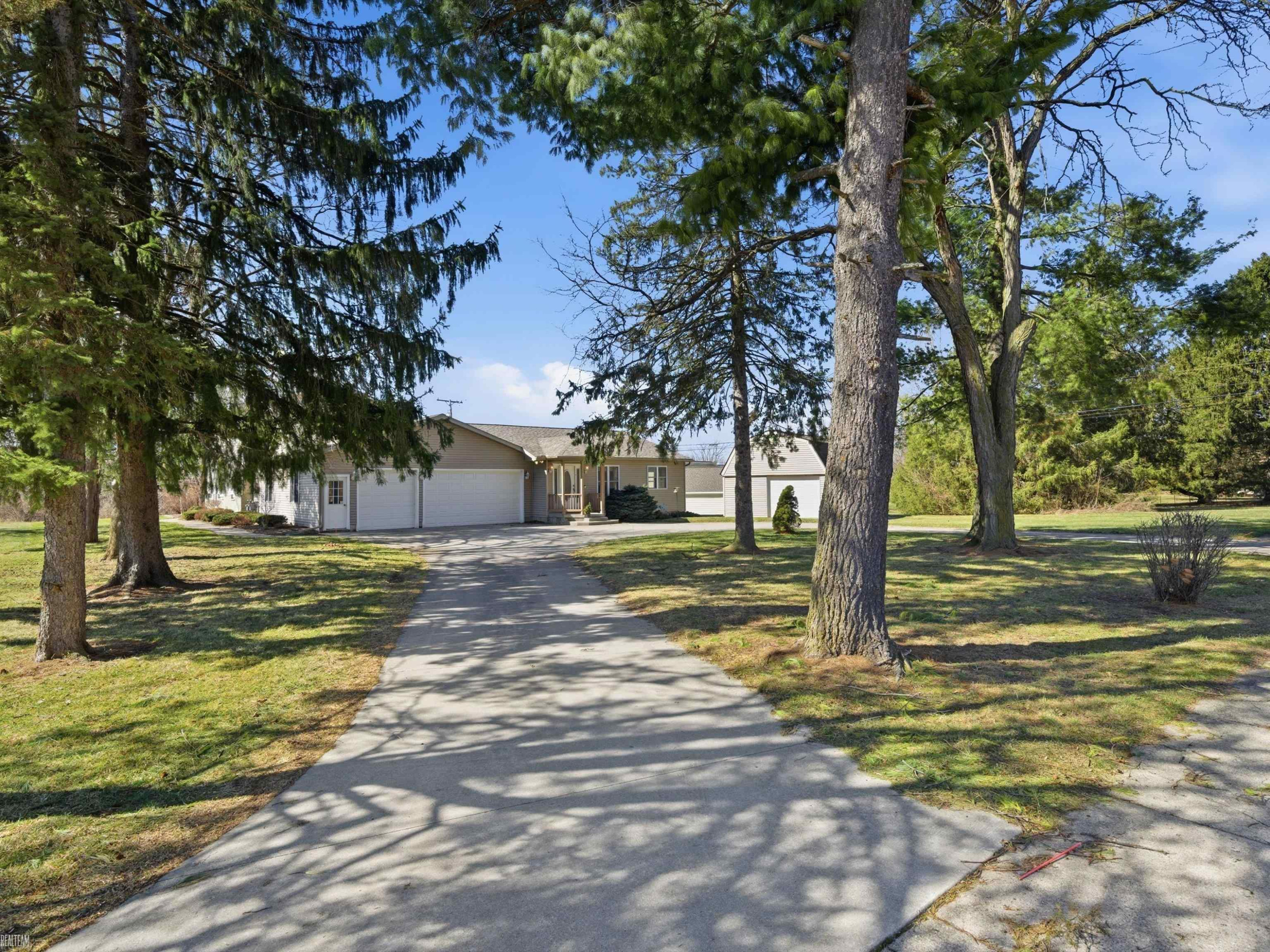 11151 34 Mile Road, MI 48065 — Photo 3